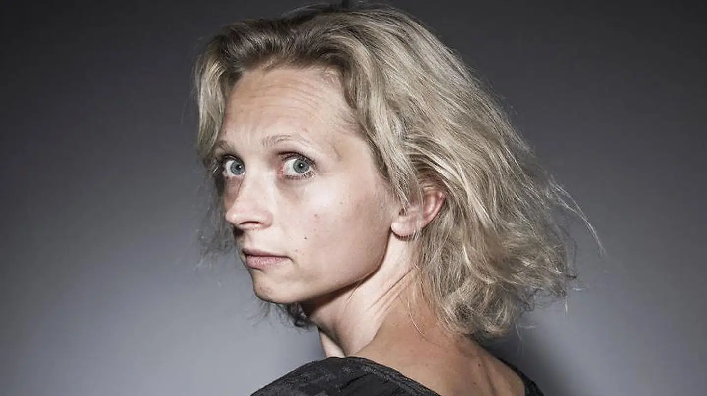 DR's Ruslandskorrespondent, Matilde Kimer, var nær blevet anholdt under lørdagens demonstrationer.