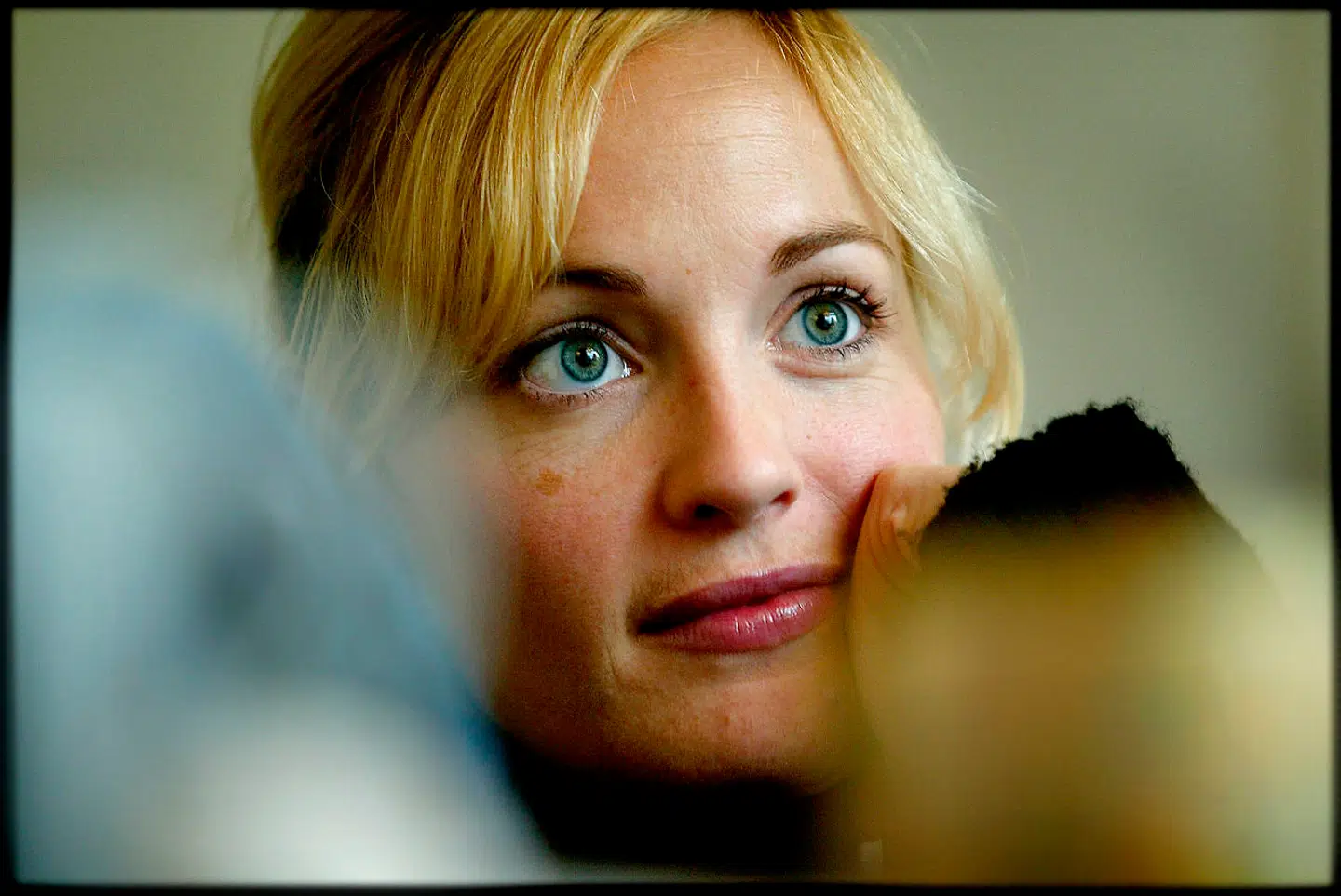 Billede af Anja Steensig fra hendes tid som vært i TV3's 'Åbent hus tager sydpå'.