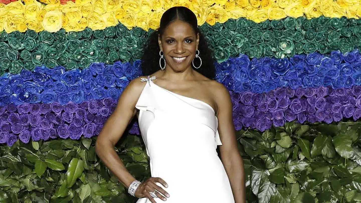 Audra McDonald fik taget billeder under en nøgenscene på Broadway.