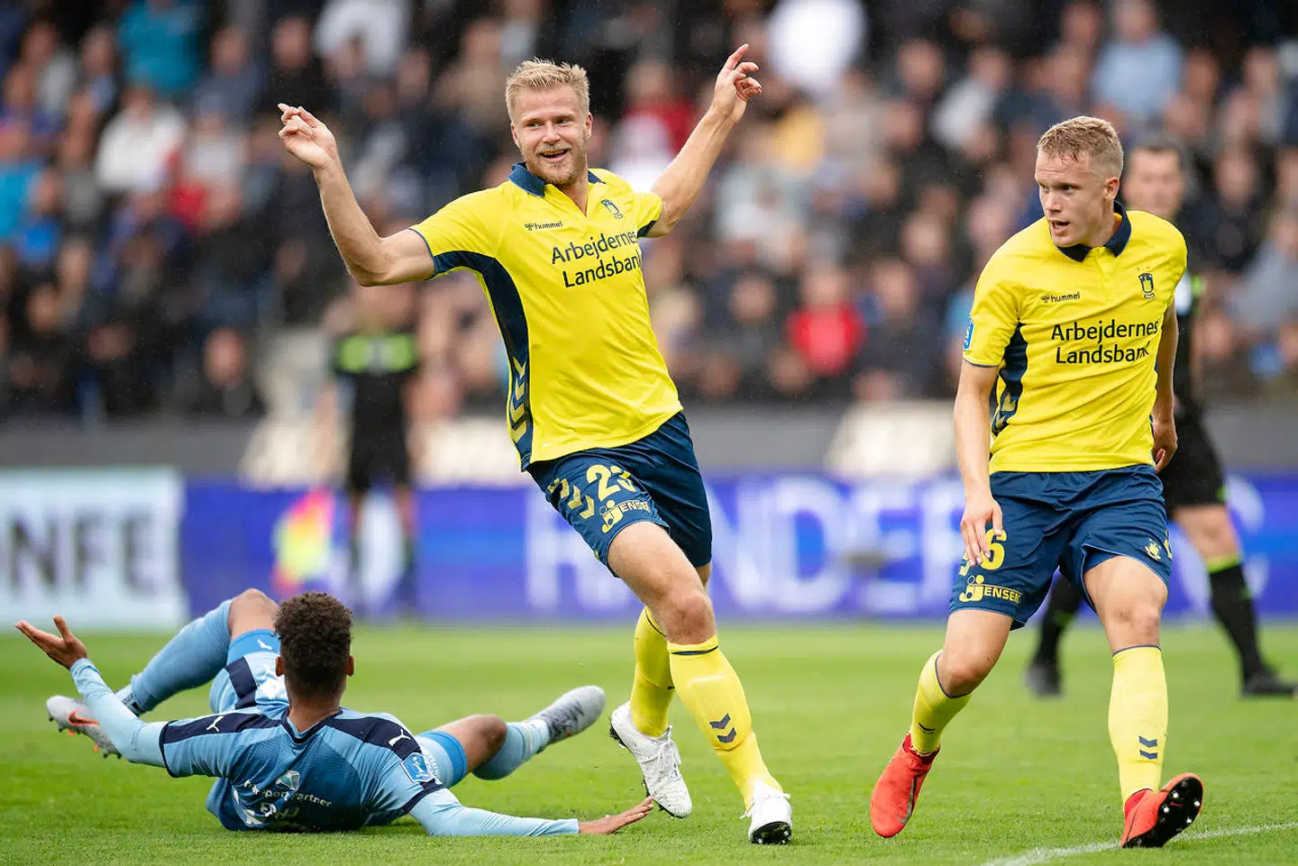 Paulus Arajuuri begik det frispark, der førte til Randers' 2-2-scoring.