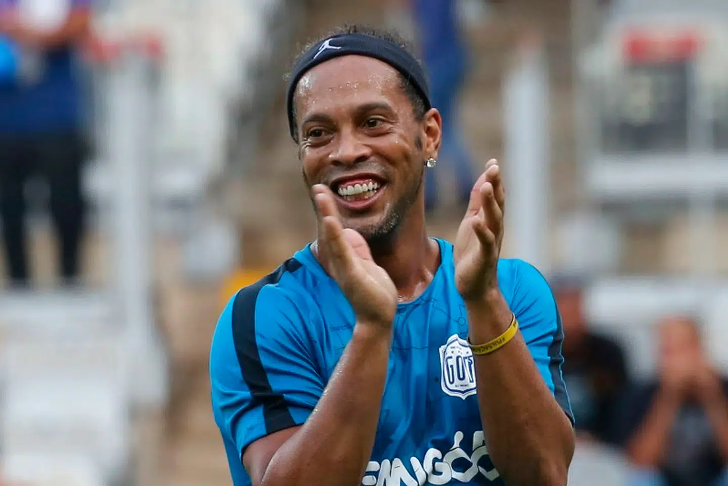 Ronaldinho vandt VM-guld med Brasilien i 2002. Han vandt Ballon d'Or i 2005.