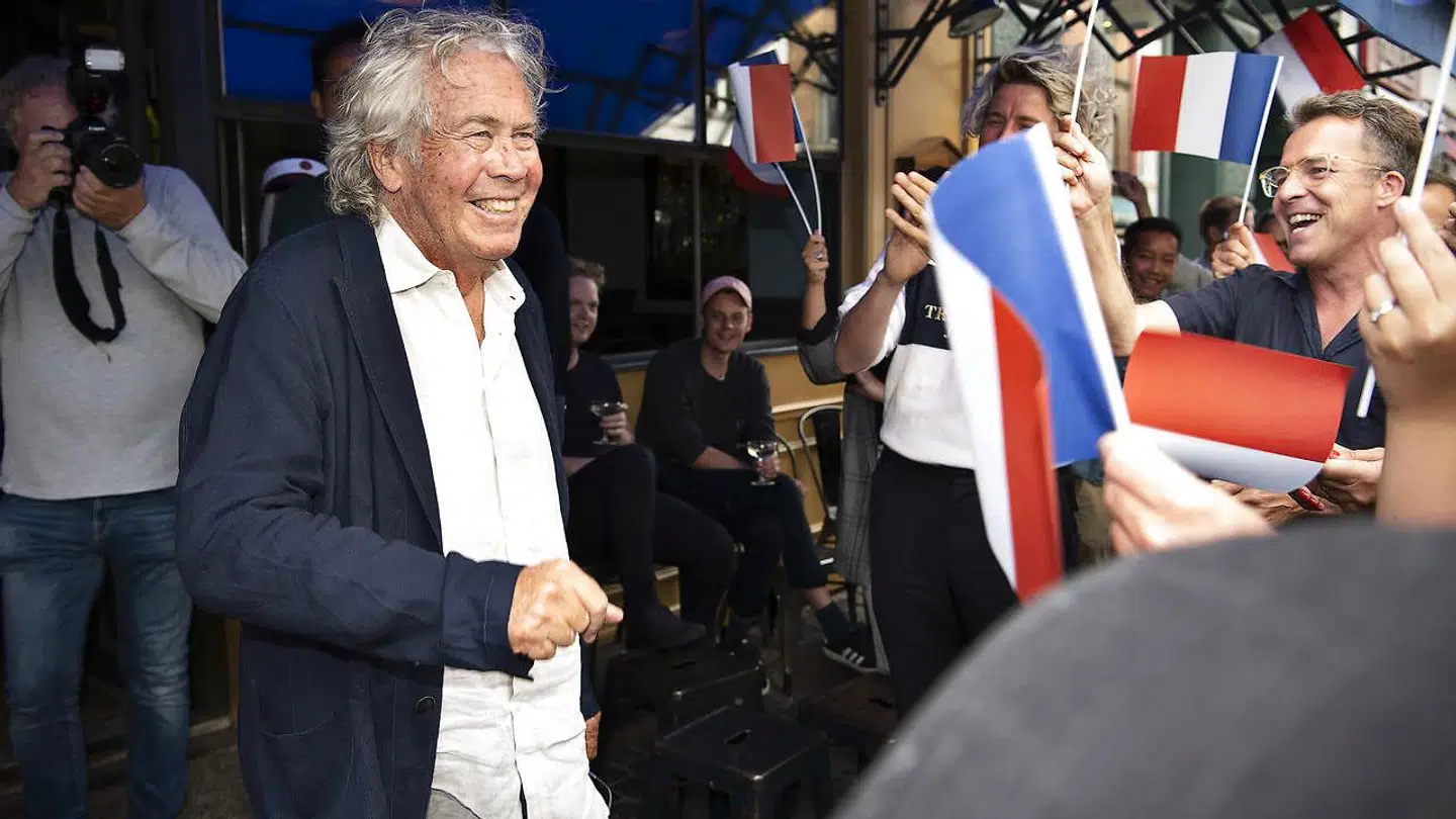 Jørgen Leth er Mr. Tour de France i danskernes øjne, men han slår ikke til uden TV 2s kæmpe-produktion omkring sig, lyder det fra Berlingskes anmelder. (Foto: Scanpix)