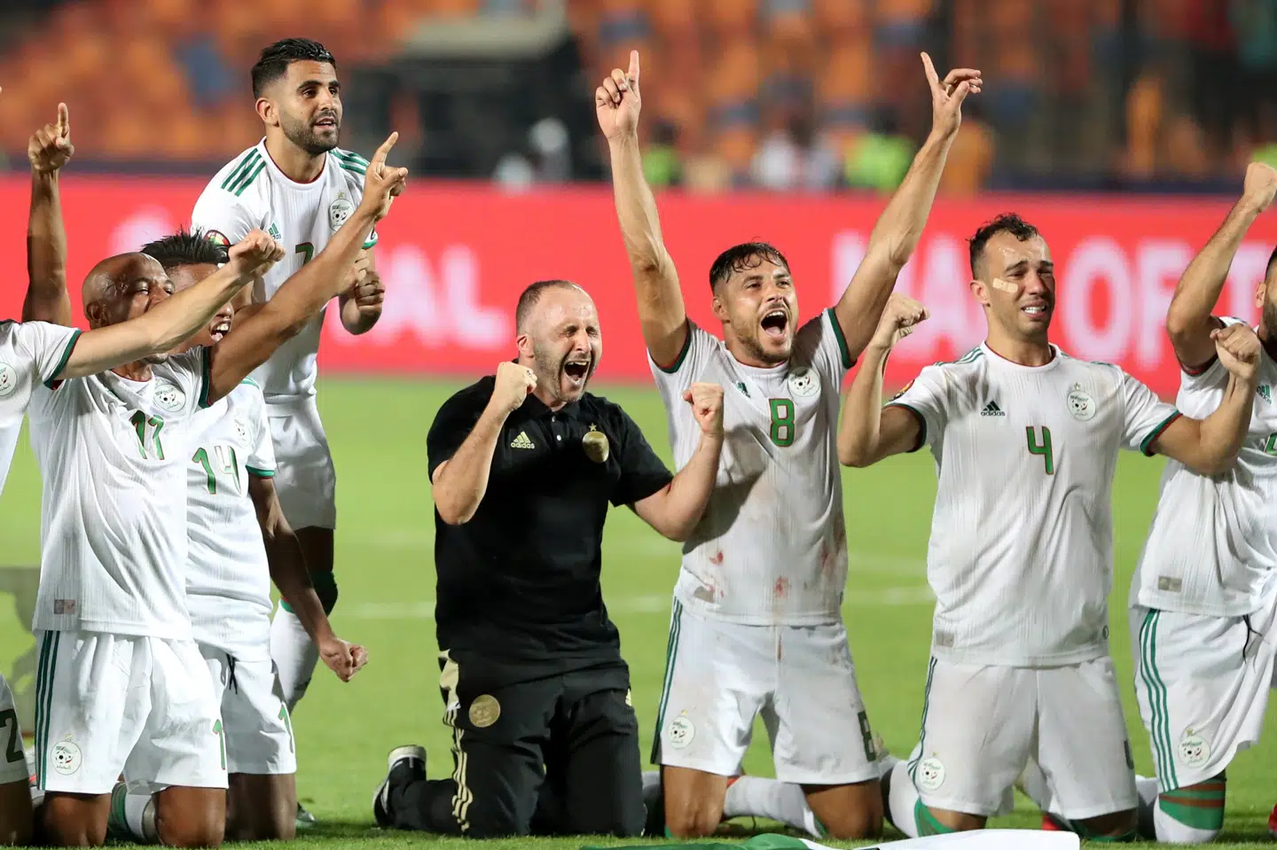 Spillerne fra Algeriet kunne juble, da Algeriet fredag blev afrikansk mester i fodbold med finalesejr over Senegal. Suhaib Salem/Reuters