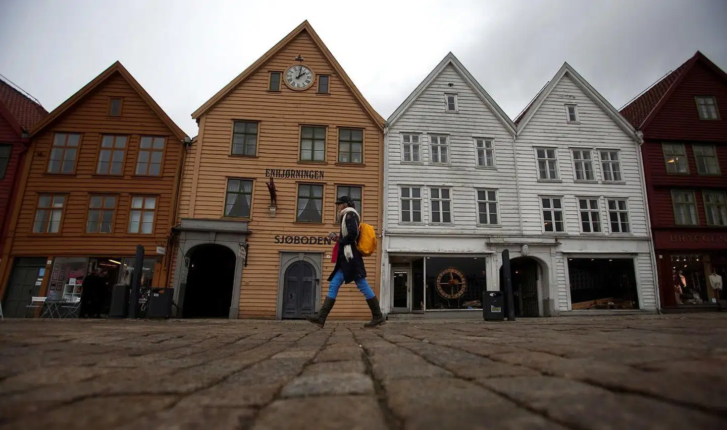 Bryggen i Bergen har problemer med det massive antal af turister, der kommer til hvert år.