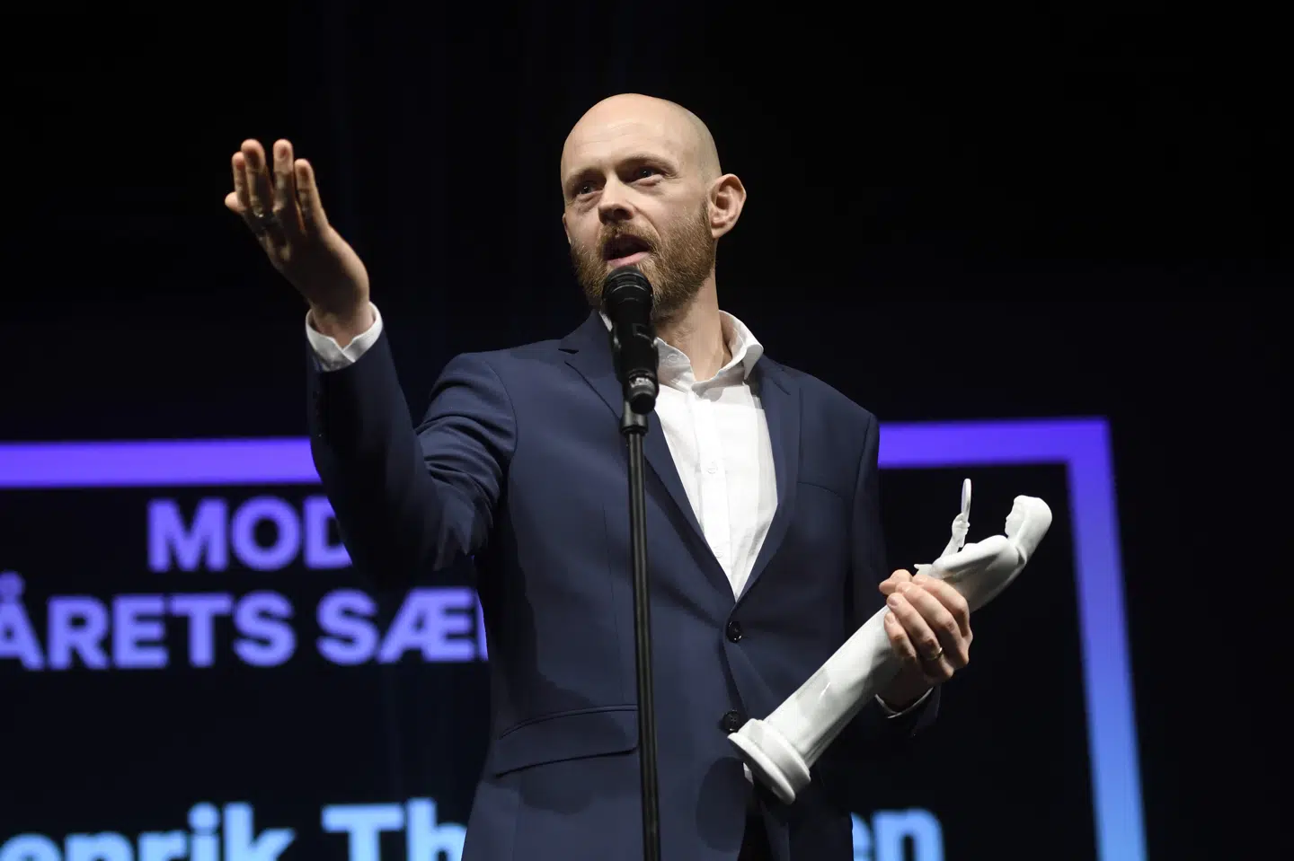 Oversætter Henrik Thøgersen modtog Årets Sær-Bodil, da Bodilprisen blev uddelt på Stærekassen i København lørdag den 2. marts 2019. (arkiv) Tariq Mikkel Khan/Ritzau Scanpix