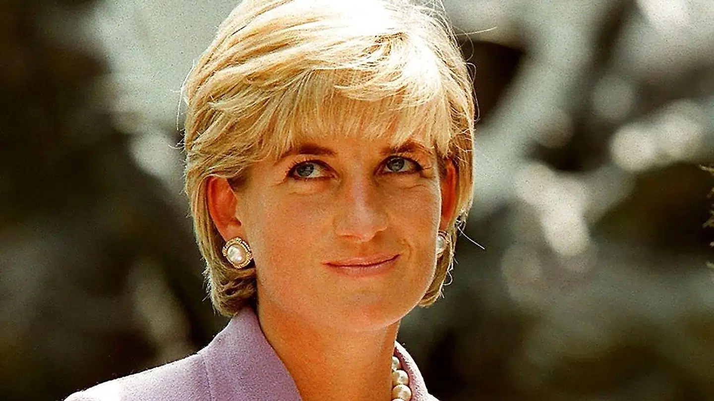 Prinsesse Dianas tidligere privatsekretær mener, at Meghan Markle skal ændre sin opførsel.