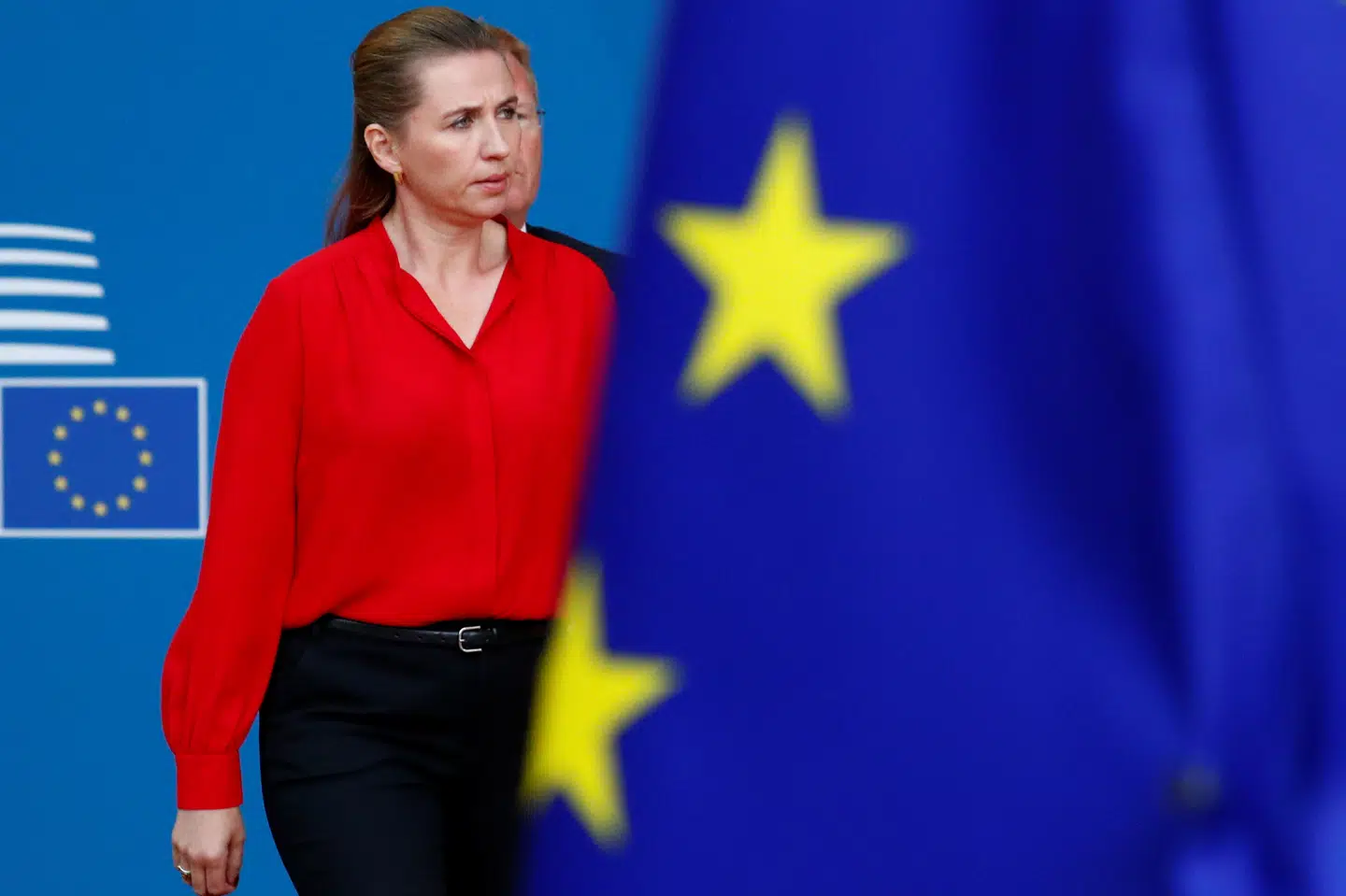 Selv om turen til Tyskland er statsminister Mette Frederiksens (S) første officielle udlandsbesøg som statsminister, er det ikke første tur til udlandet. Hun var for nylig i Bruxelles, hvor EU's stats- og regeringschefer skulle få en kabale om EU-topposter til at gå op. Billedet er fra 2. juli, hvor statsministeren ankommer til møde i Bruxelles. François Lenoir/Reuters