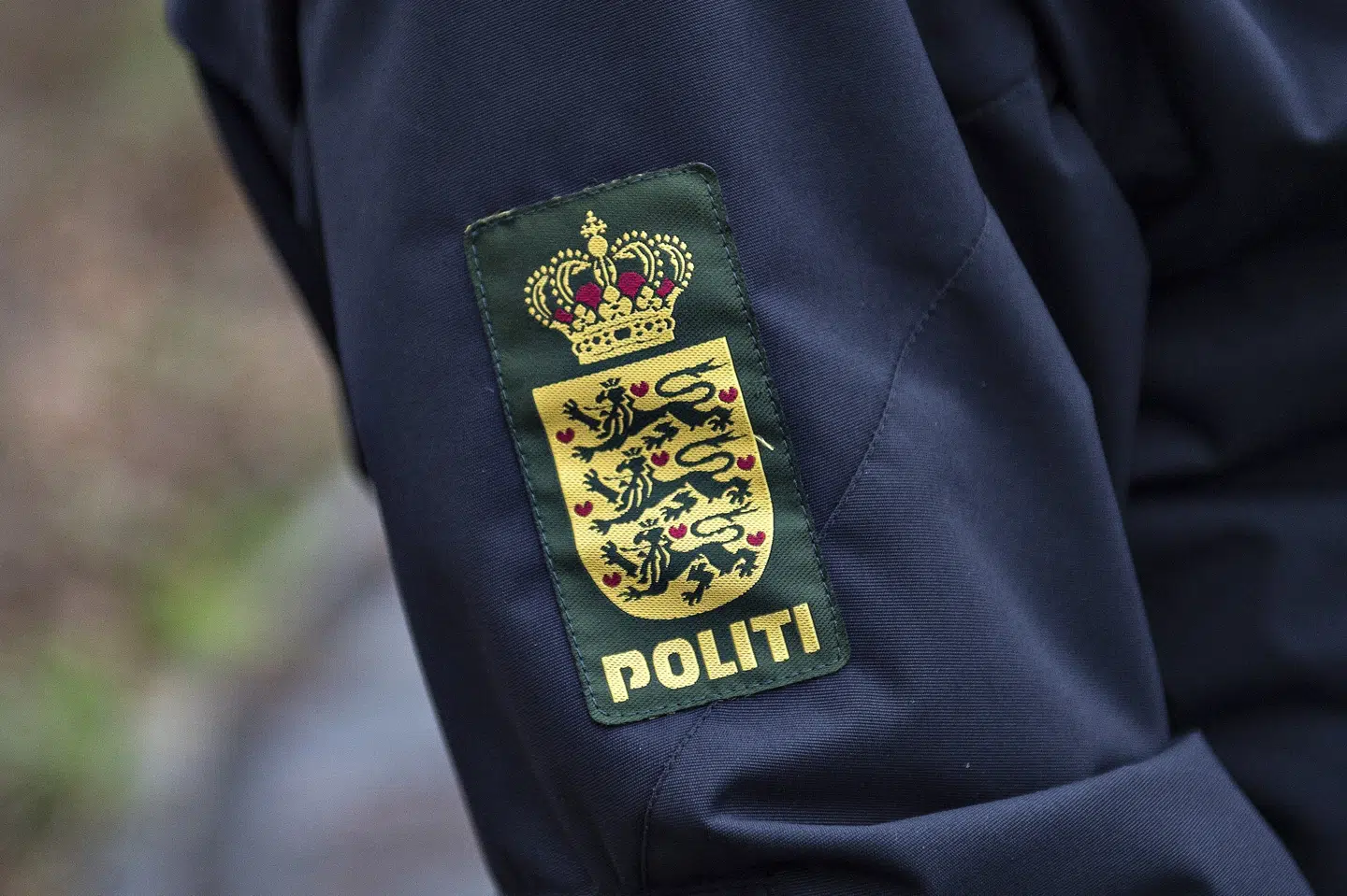To unge mænd udgav sig for at være fra politiet, da det lykkedes dem at narre 500.000 kroner fra ældre dame. Sådan lyder sigtelsen mod mændene, der blev anholdt tirsdag eftermiddag. (Arkivfoto) Henning Bagger/Ritzau Scanpix