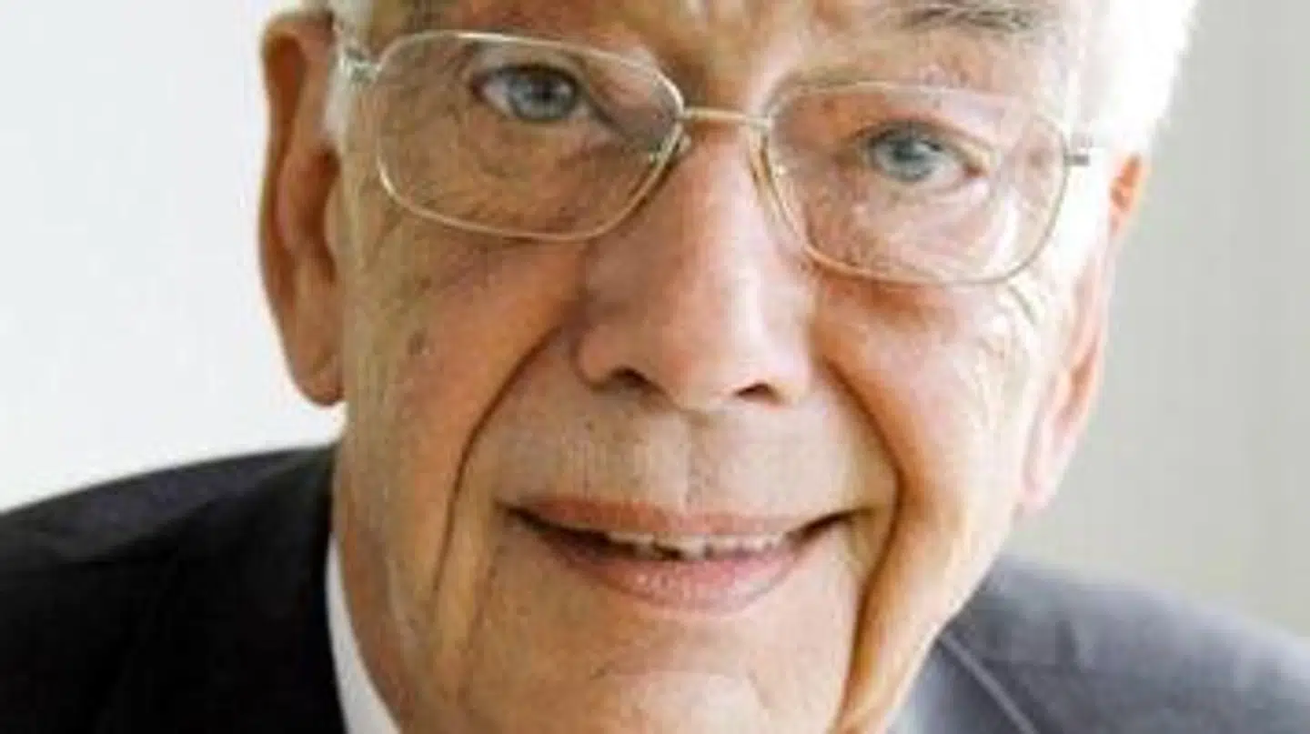 Rigmanden Sonnich Frydenlund har tabt en sag i Landsretten om en sti, som Fredensborg Kommune har anlagt på hans kæmpe grund i Nordsjælland.