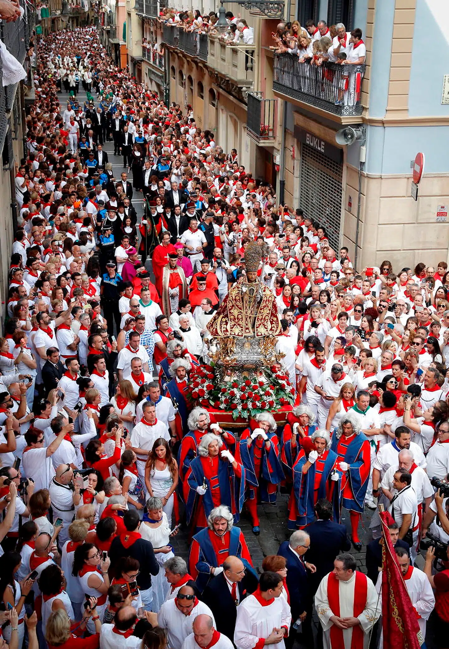 San Fermin-processionen var også i år et tilløbsstykke.