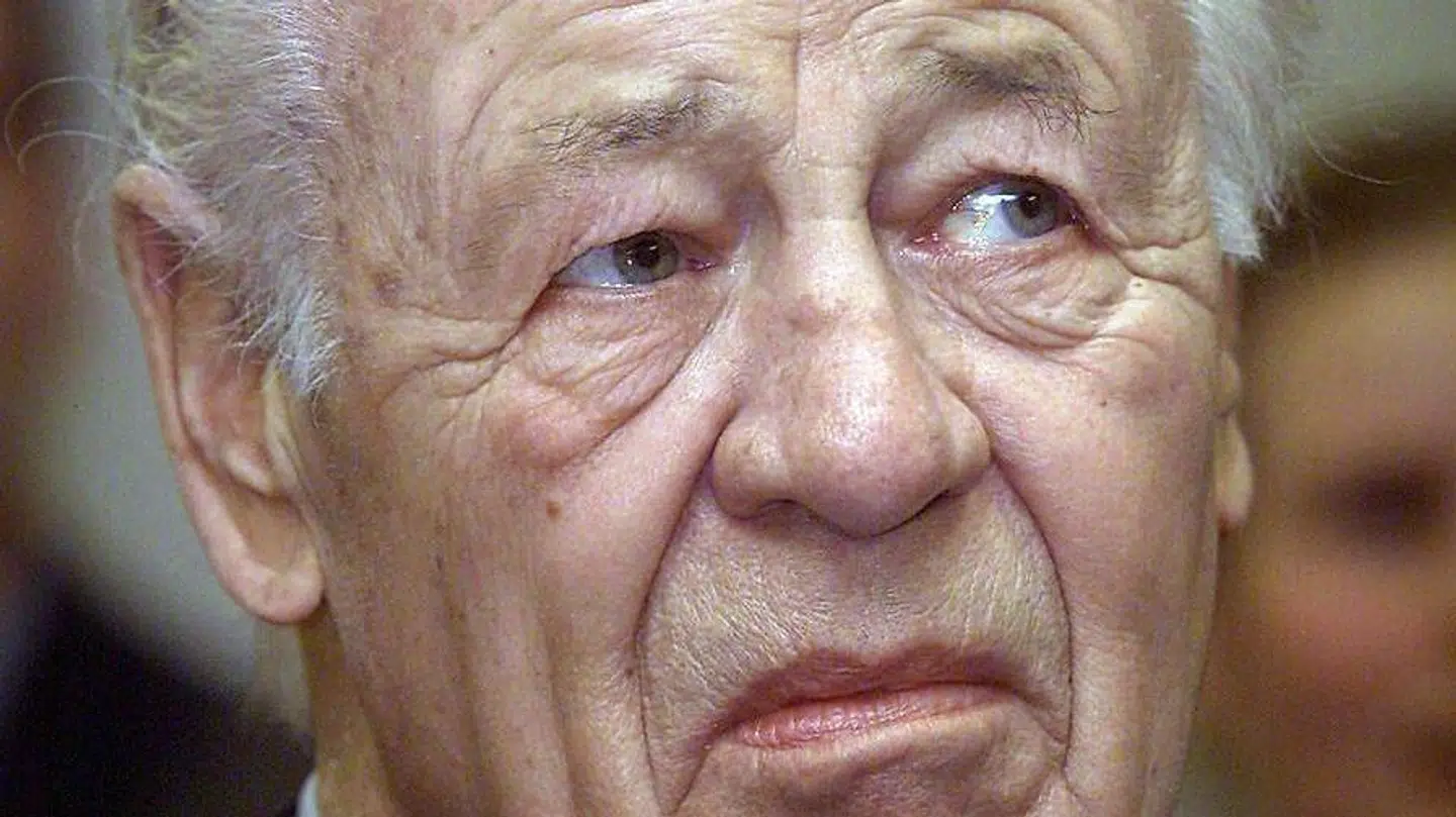 Freddy Heineken, direktør for det berømte bryggeri af samme navn, fotograferet i 2000. Han døde i 2002 i en alder af 78, men i begyndelsen af 80'erne blev han kidnappet af Holleeder.