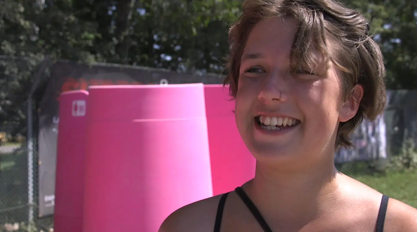 21-årige Mathilde Blixt synes ikke, mænd skal bruge de nye kvindeurinaler.