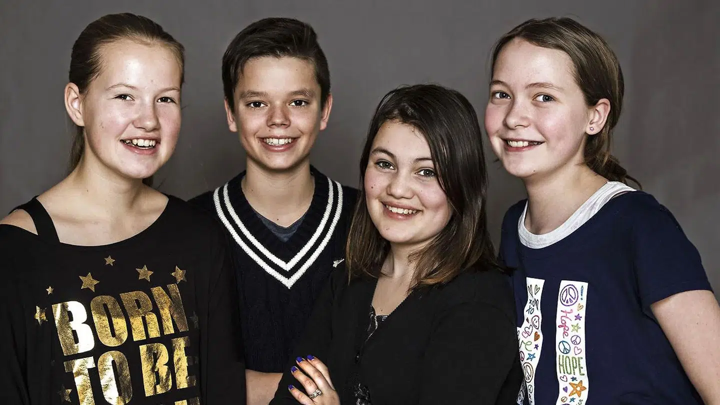 ARKIVFOTO af Emma, Christian, Stephanie og Rachel.