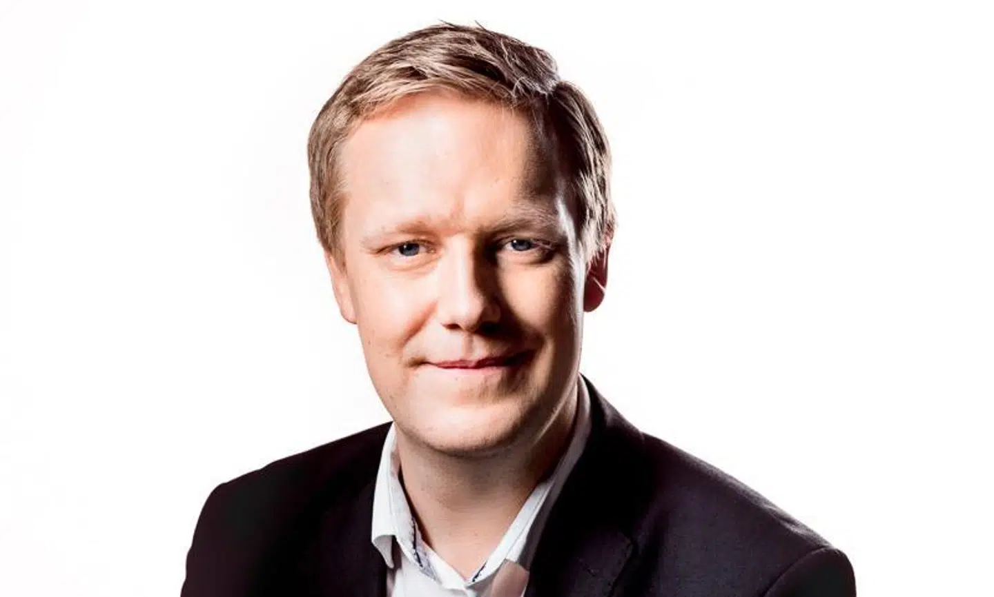 Venstres Jens-Kristian Lütken vil bede om en redegørelse i sag, hvor advokat Anders Valentiner-Branth har fået 800.000 kroner på baggrund af en hemmelig rammeaftale.