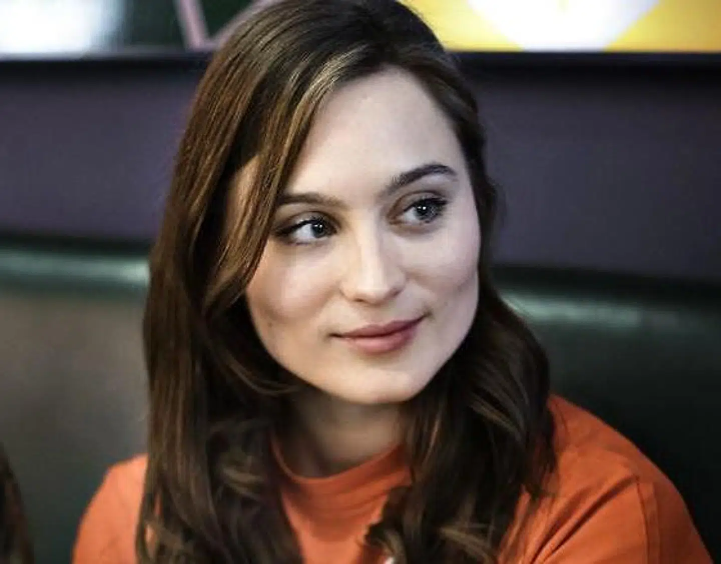 Skuespillerinden Julie Christiansens har endelig sat navn på sin hemmelige kæreste.