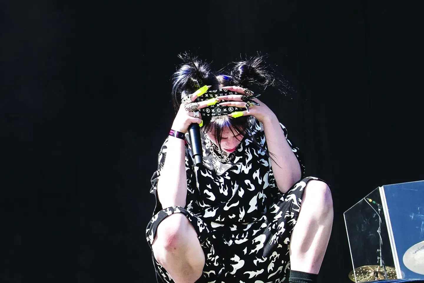 På Rød Scene spiller verdensnavnet Billie Eilish da Tinderbox åbner festivalen torsdag den 27. juni 2019.. (Foto: Helle Arensbak/Ritzau Scanpix)
