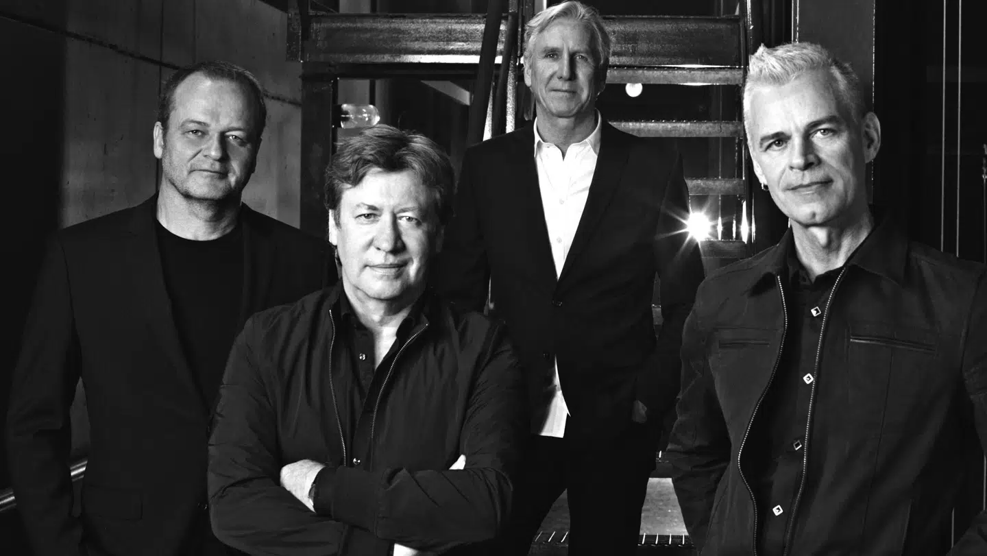 TV-2 er: Steffen Brandt på vokal, keyboards, guitar, Hans Erik Lerchenfeld på guitar, Georg Olesen på bas og Sven Gaul på trommer. (Foto: Rasmus B. S. Hansen)