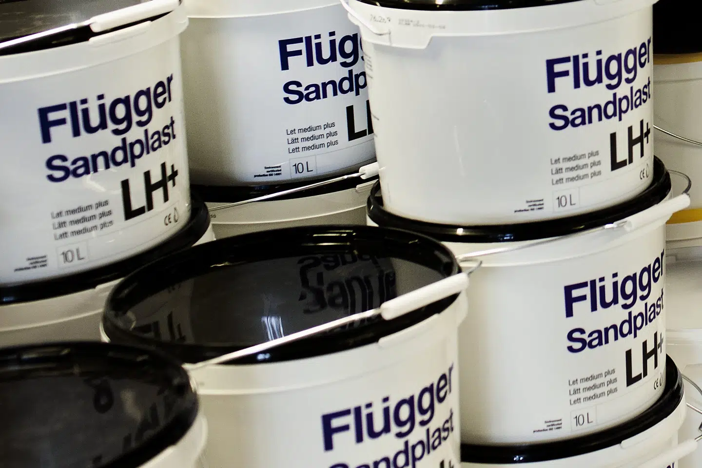 Flügger har cirka 175 butkker i Danmark og mere end 500 sammenlagt i Danmark, Sverige, Norge, Polen, Island og Kina. Linda Kastrup/Ritzau Scanpix