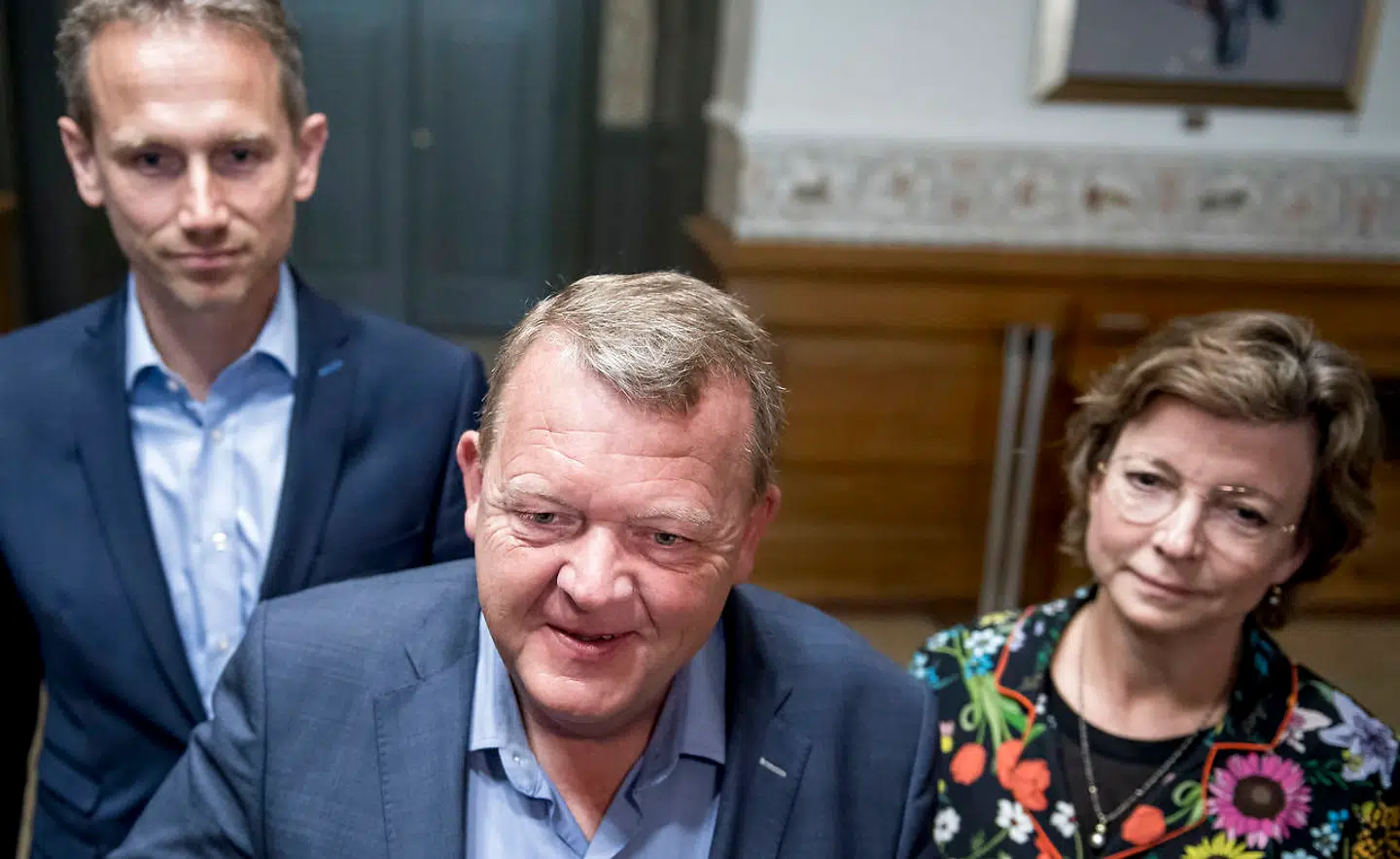 Lars Løkke Rasmussen, Kristian Jensen og Karen Ellemann ankommer til lokalerne på Christiansborg hvor de første regeringsforhandlinger skal foregå fredag den 7. juni 2019. Med Mette Frederiksen som kongelig undersøger går regeringsforhandlingerne i gang efter folketingsvalget 2019.