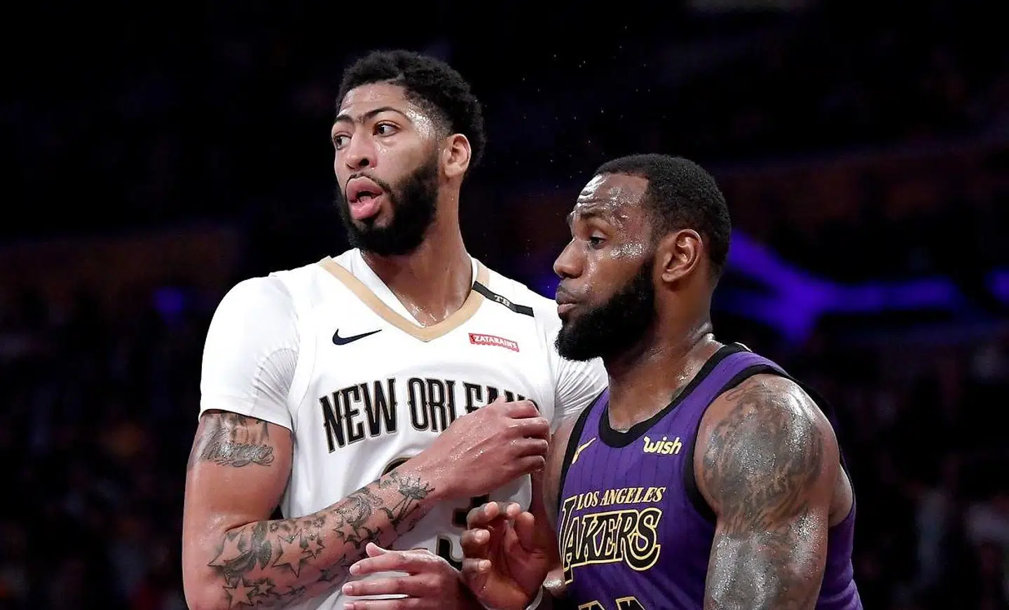Anthony Davis (tv) og LeBron James som modstandere i sidste sæson.