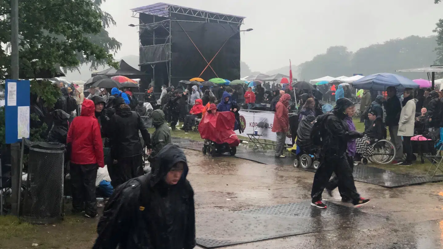 Billede fra Sølund Musik-Festival 2019, som onsdag aften blev ramt af kraftig regn.