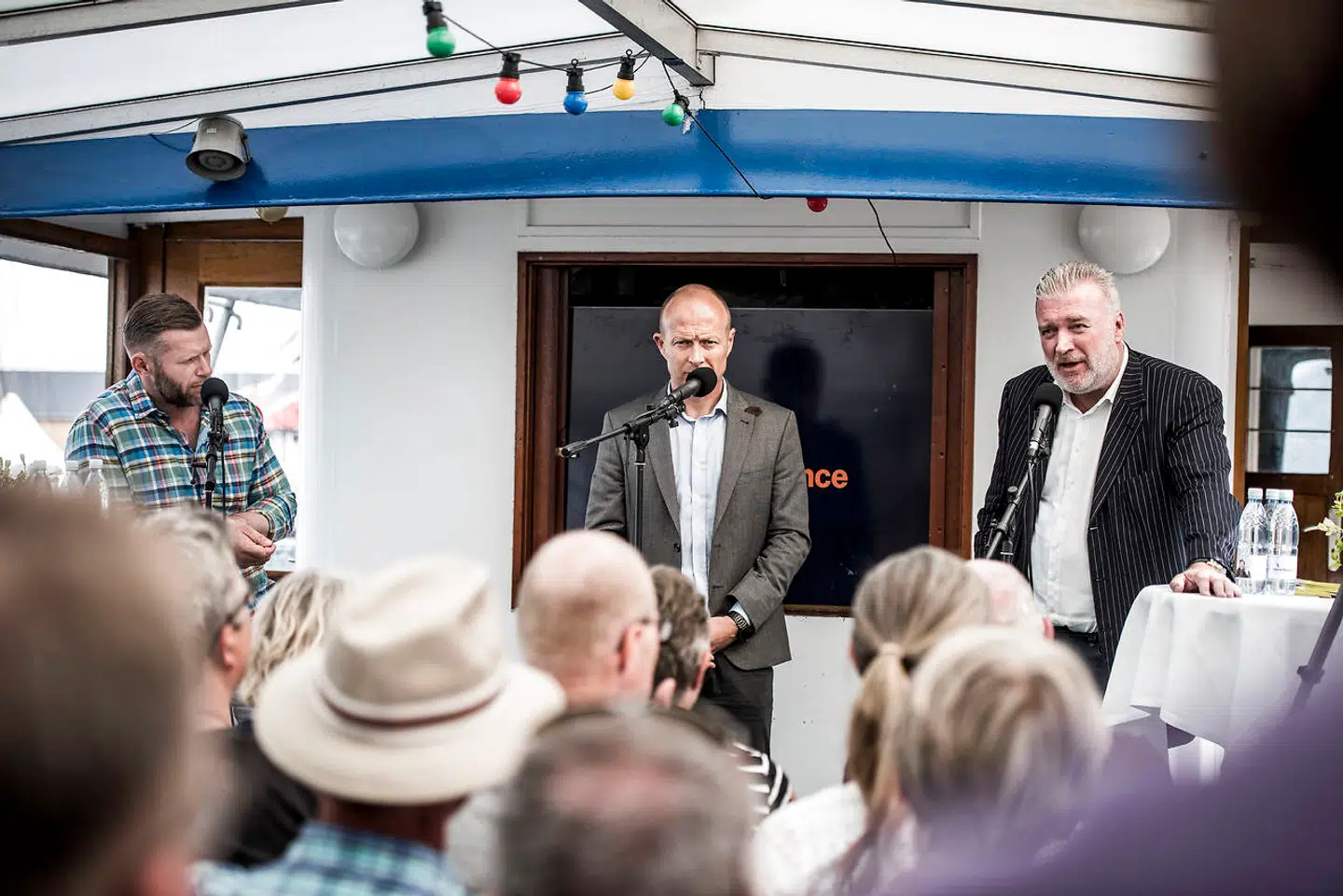 I 2017 var der liv og glade dage på Liberal Alliances båd. Her debat mellem Joachim B. Olsen og erhvervsmanden Lars Seier Christensen.