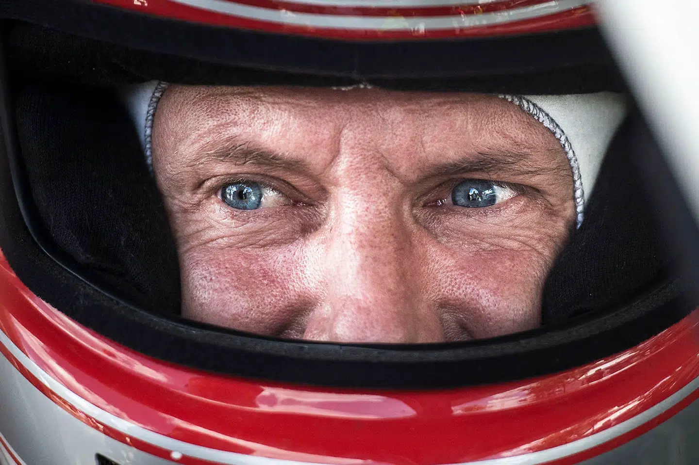 (ARKIV) Prins Joachim iført tilhørende hjelm til racerløb. Historisk Grand Prix 2015 på Bellahøj den 1. august 2015. (Foto: Søren Bidstrup/Ritzau Scanpix)
