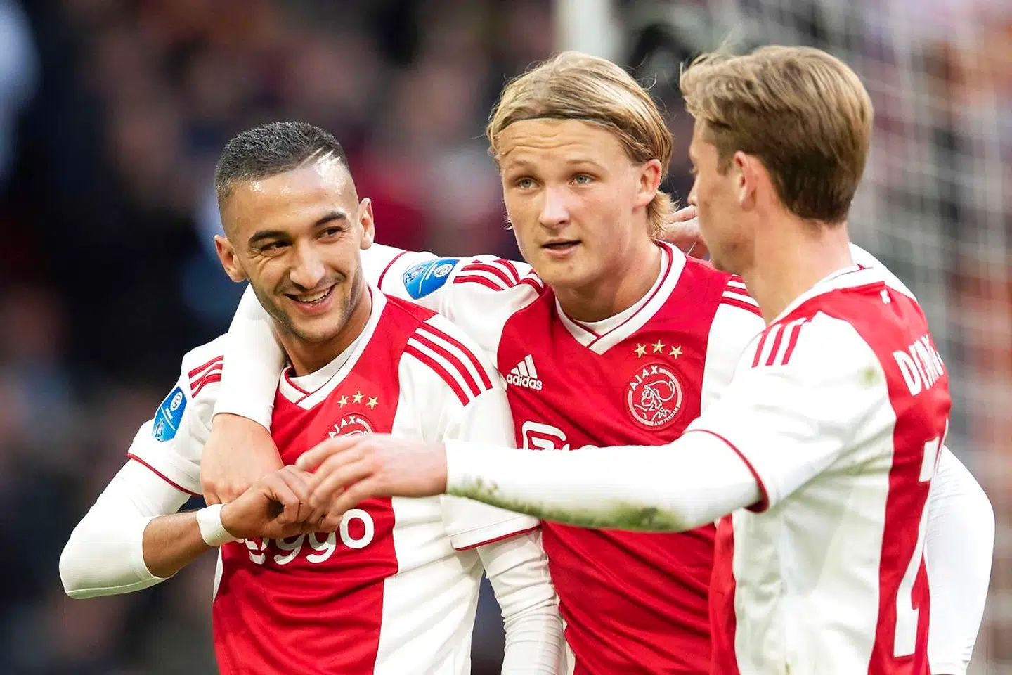 Kasper Dolberg har i de seneste to sæsoner ikke rigtig kunnet finde formen, efter han i sit første år i klubben imponerede alt og alle. Alligevel håber han på at fortsætte i klubben.