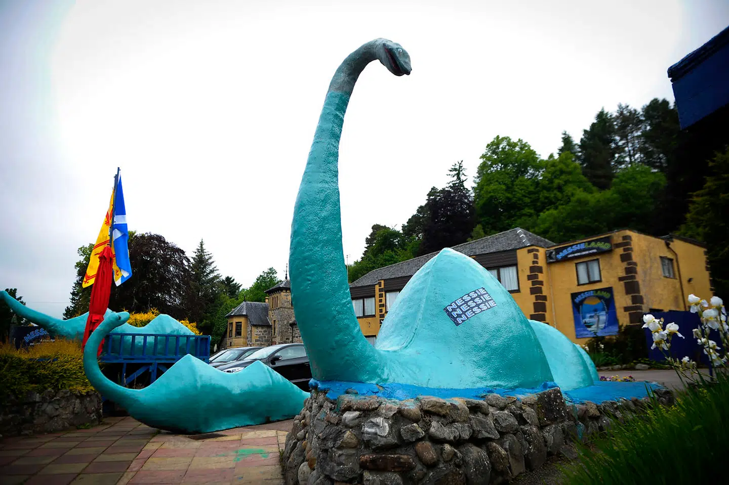 Her er udsigten til 'Nessieland'-attraktionen i Drumnadrochit nær Loch Ness.