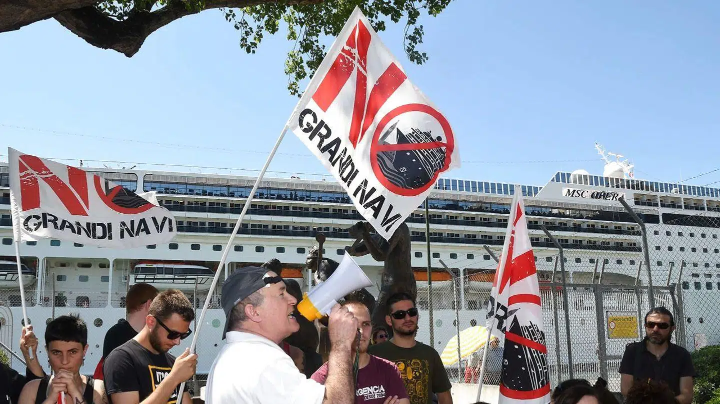 Demonstration i Venedig for et forbud mod krydstogtskibe i havnen. (Photo by Andrea PATTARO / AFP)