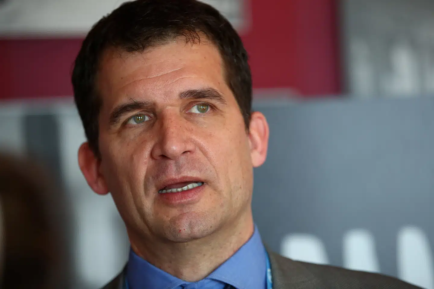 Nils Melzer, der er ekspert i tortur ved FN, vurderer, at WikiLeaks-stifter, Julian Assange, der sidder fængslet i den britiske hovedstad London, viser tegn på at have været udsat for psykisk tortur. Denis Balibouse/Reuters