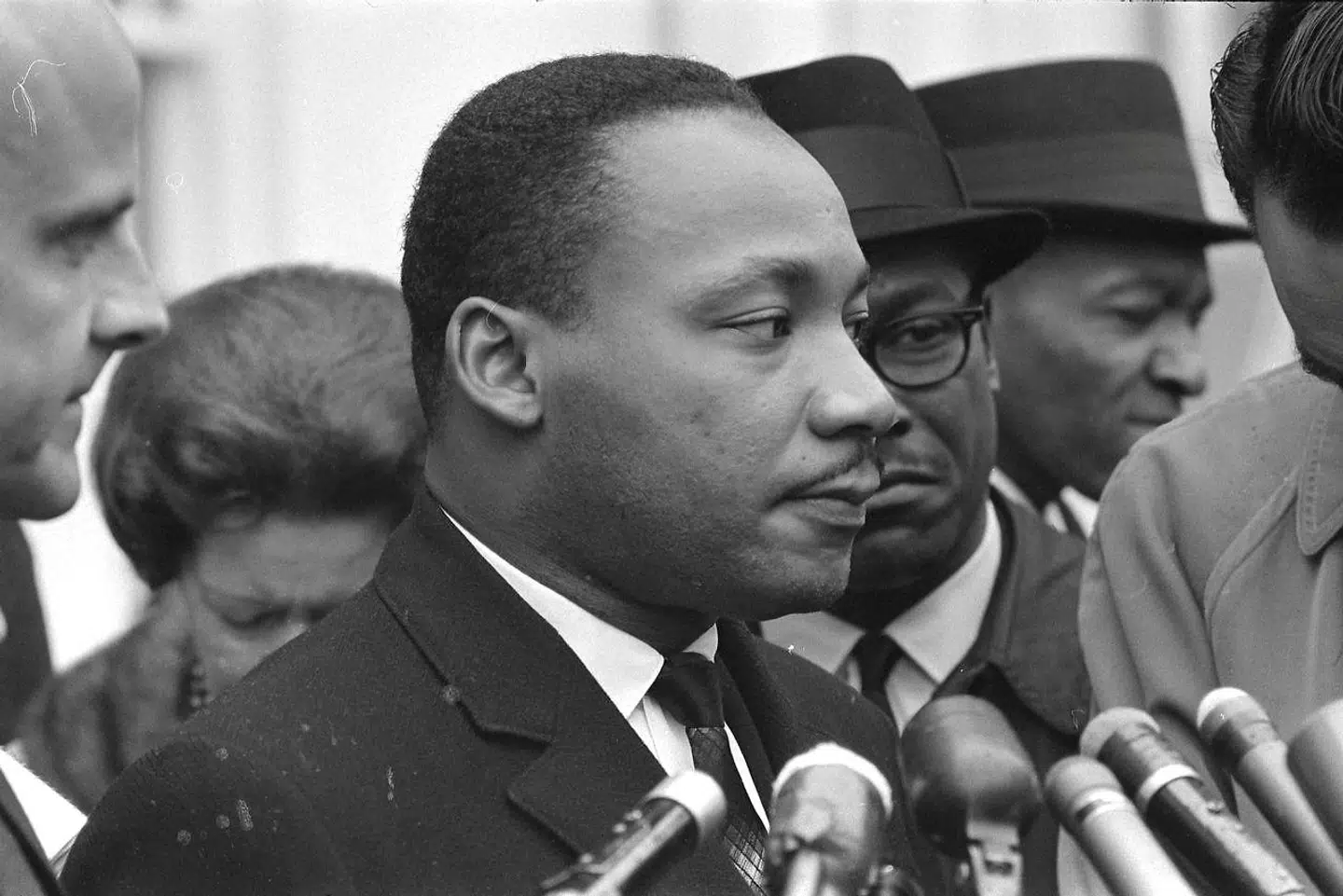 Martin Luther King blev overvåget af FBI gennem flere år. Tusinder af rapporter fortæller flere rystende historier om borgerretsforkæmperen.