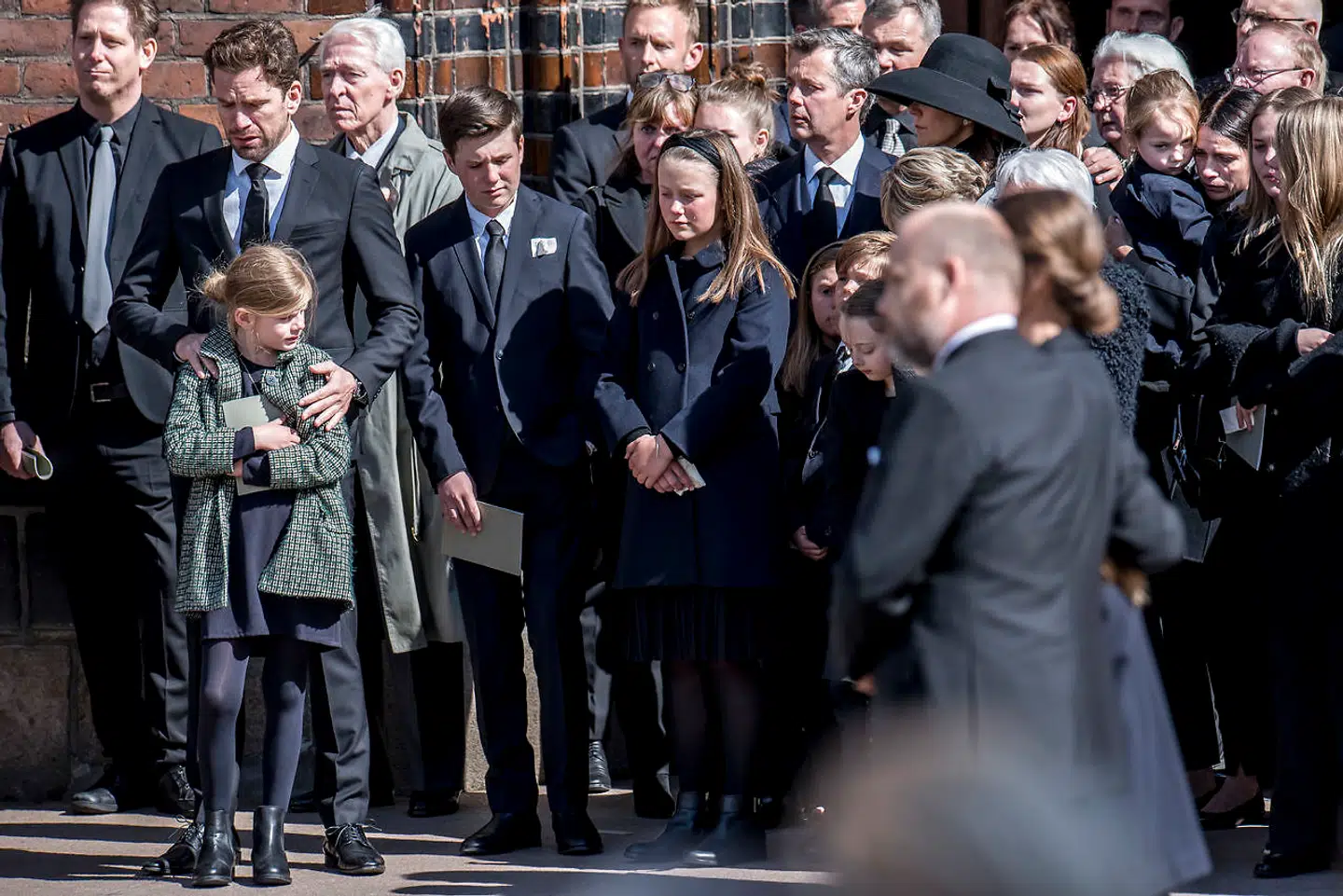 Ved begravelsen af Anne og Anders Holch Povlsen tre børn, der mistede livet ved et terrorangreb i Sri Lanka.