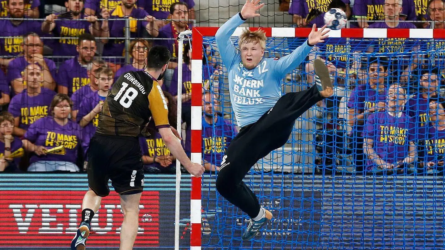 Skjern-målmanden Emil Nielsen er blevet fravalgt til Nicolaj Jacobsens bruttoptrup til det danske landshold.