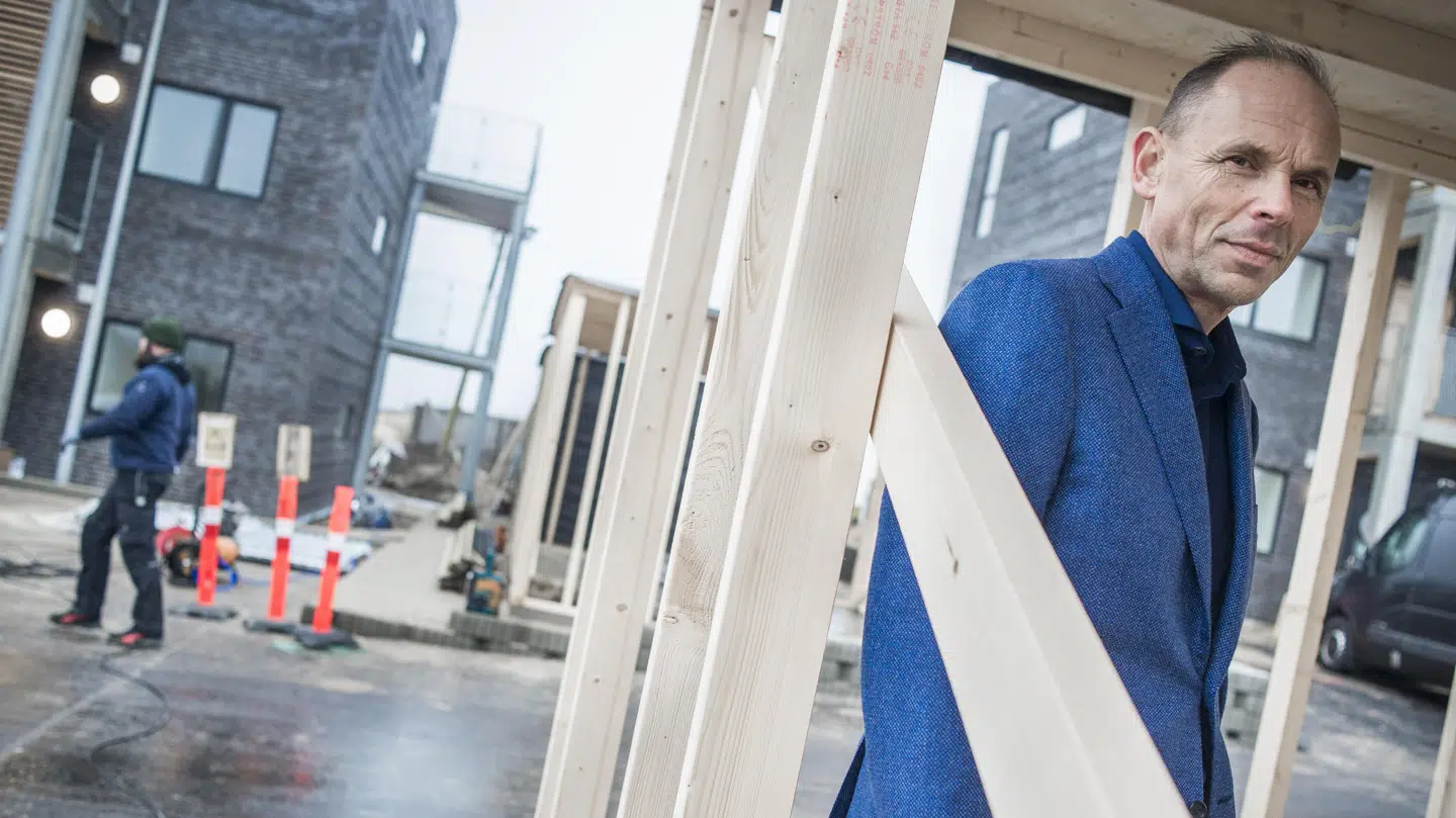 Jesper Skovsgaard er ejer af 2E Group, der kendes af de mange seere af det populære TV2-program 'Nybyggerne', som selskabet sponsorerer. Foto: Martin Damgård.