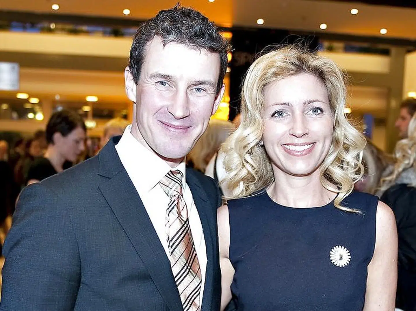 Den tidligere OM-guldvinder i roning, Victor Feddersen, er gift med Anita. Sammen har de to døtre på henholdsvis tre og syv år.