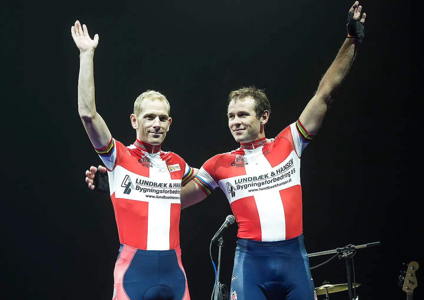 Alex Rasmussen ses her sammen med Michael Mørkøv - hans faste par nummer syv-makker - under seksdagesløbet i København i 2014.