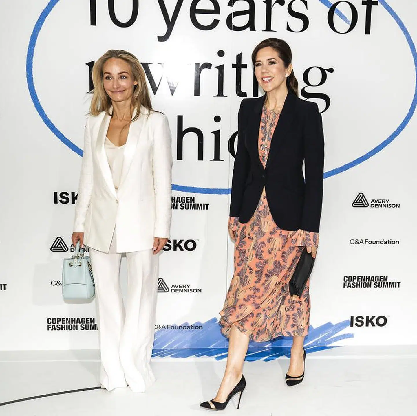 Kronprinsesse Mary og Eva Kruse ankommer til Copenhagen Fashion Summit. Eva Kruse fik masser af ros fra andre af talerne, der var på scenen ved Copenhagen Fashion Summit, som er ledet af hendes organisation Global Fashion Agenda. (Foto: Martin Sylvest/Ritzau Scanpix 2019)