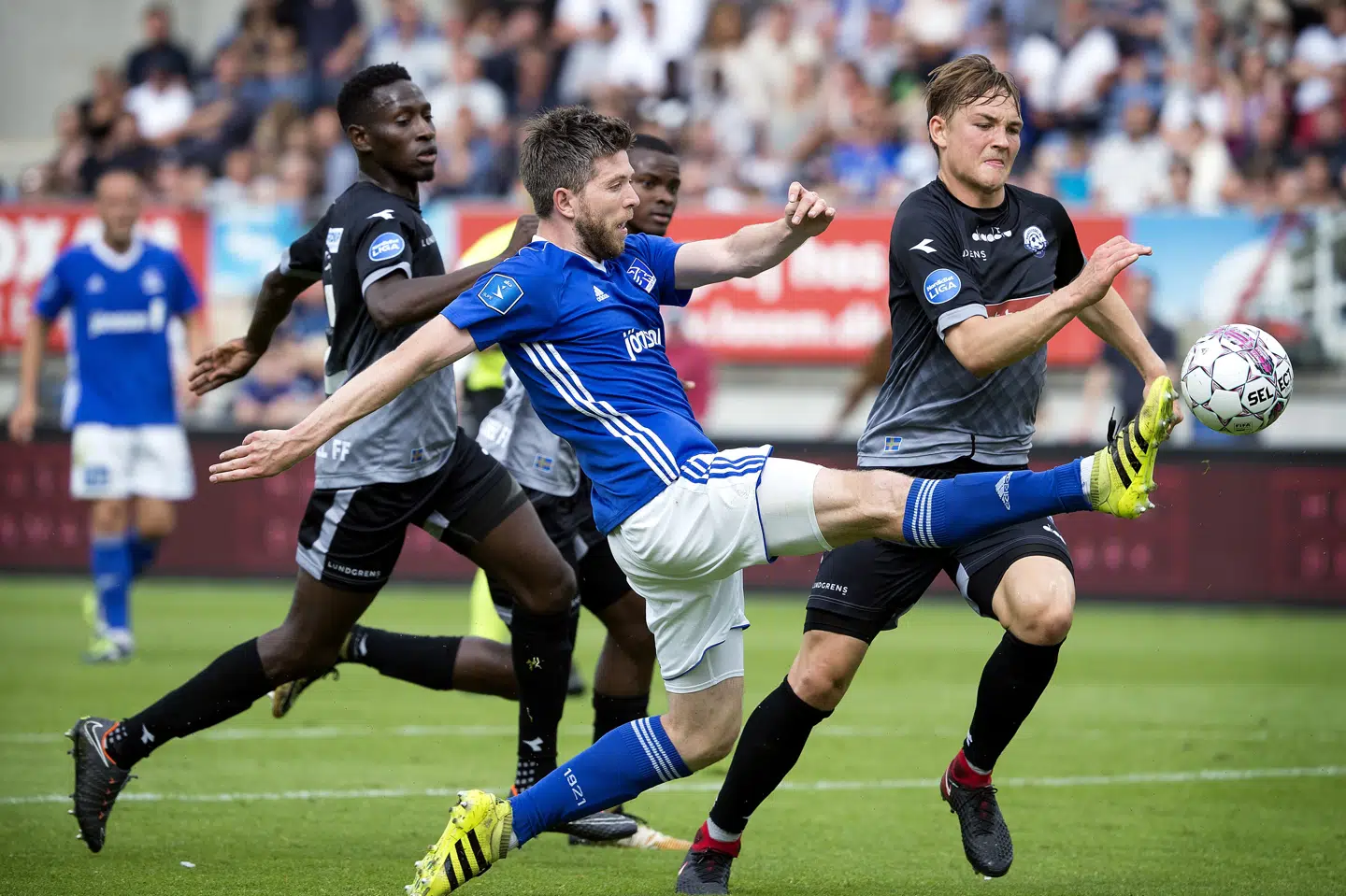 Martin Ørnskov og resten af Lyngbys mandskab skal også fremover trænes af Christian Nielsen. (Arkiv) Liselotte Sabroe/Ritzau Scanpix