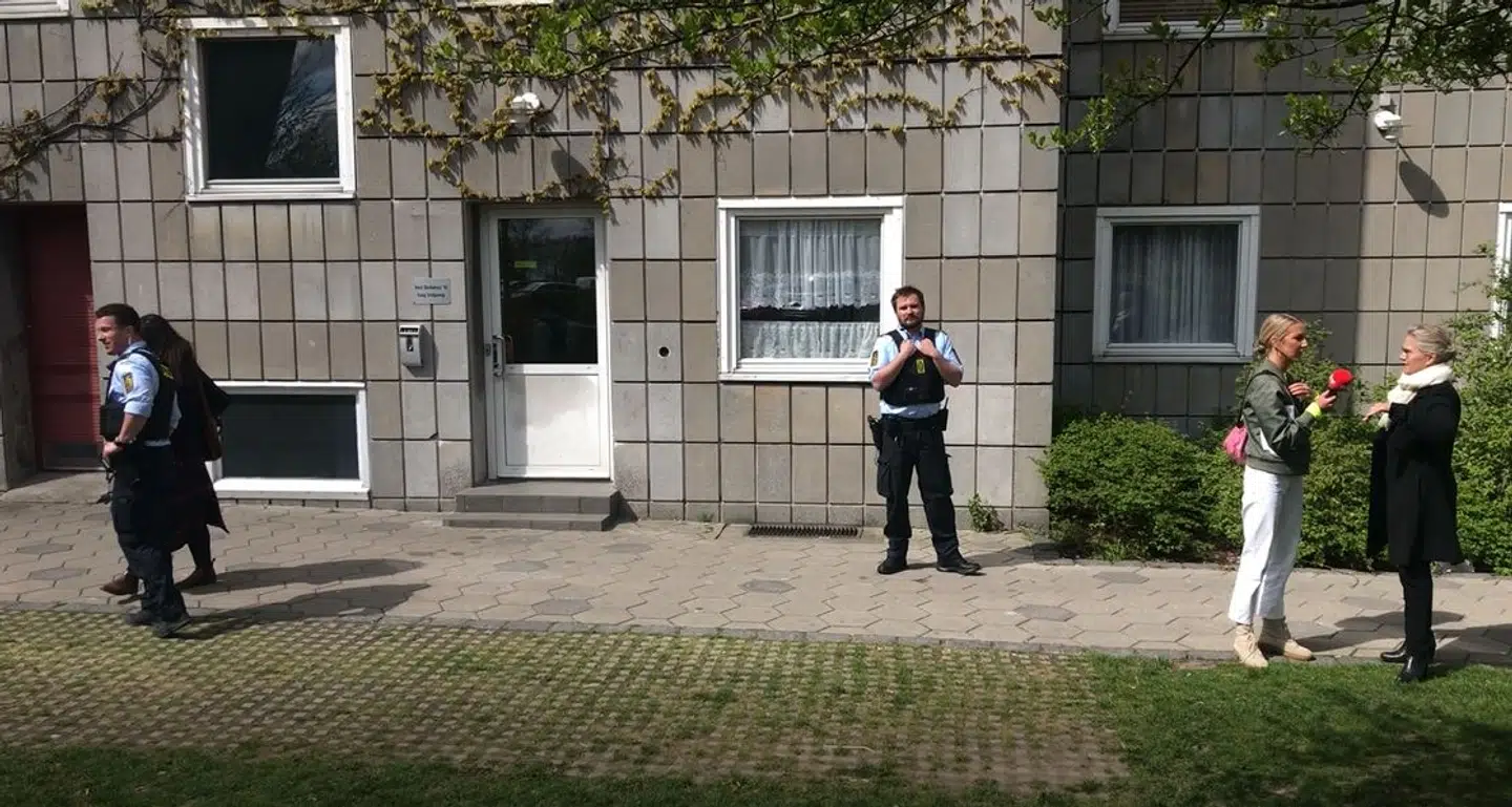 Ved Bellahøj Nord med Københavns politidirektør og to nærbetjente