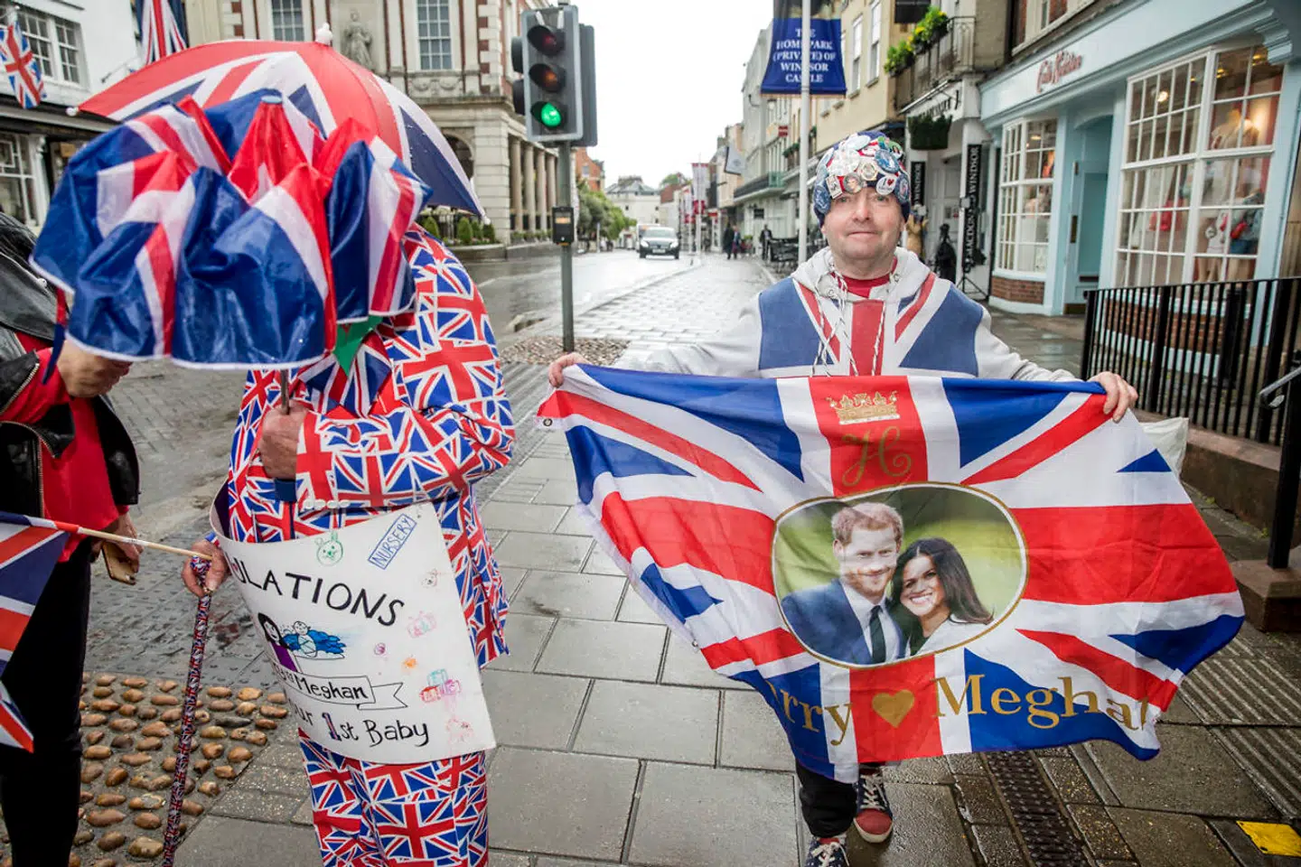 Reportage fra Windsor i forbindelse med royal fødsel. John Loughrey er glad for endelig at have set den royale baby.
