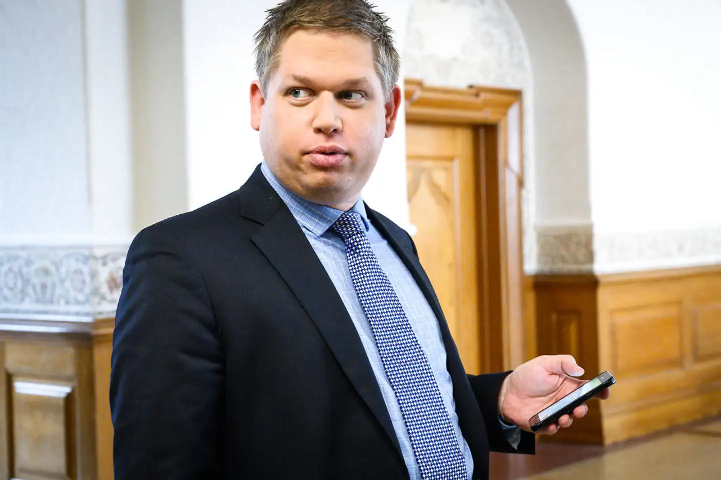 Rasmus Paludan ankommer ved valgkampens første partilederrunde på Christiansborg tirsdag 7. maj 2019.