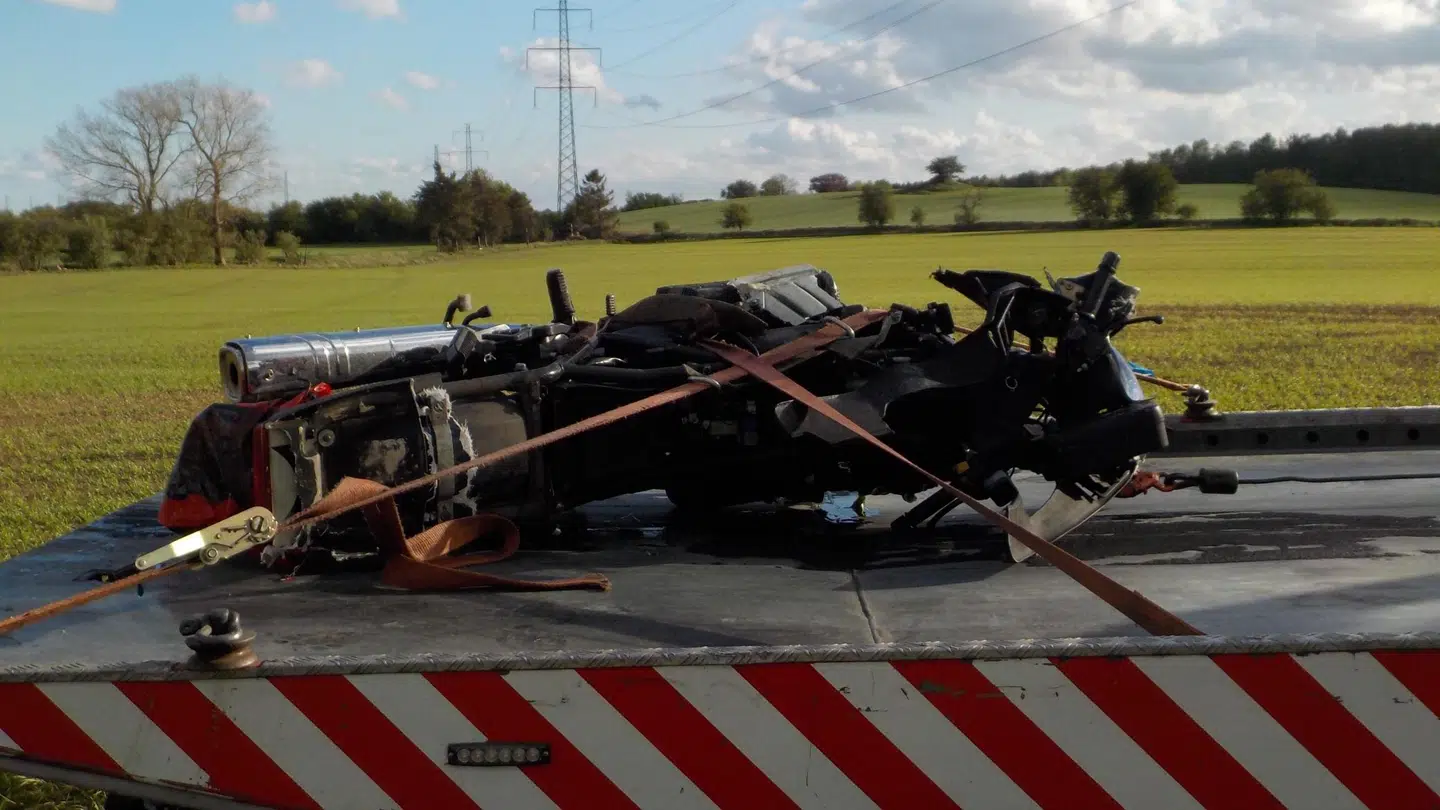 Den ødelagte motorcykel.