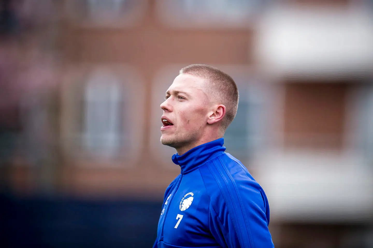 »Den internationale linje, Solbakken stiller, er vigtig for at præstere internationalt også,« siger Viktor Fischer om Ståle Solbakken.