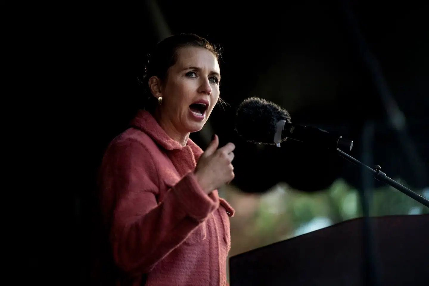 Mette Frederiksen støtter sin gravide kollega Joy Mogensen, som har valgt at blive gravid med donorsæd. Arkivfoto: Tim Kildeborg Jensen