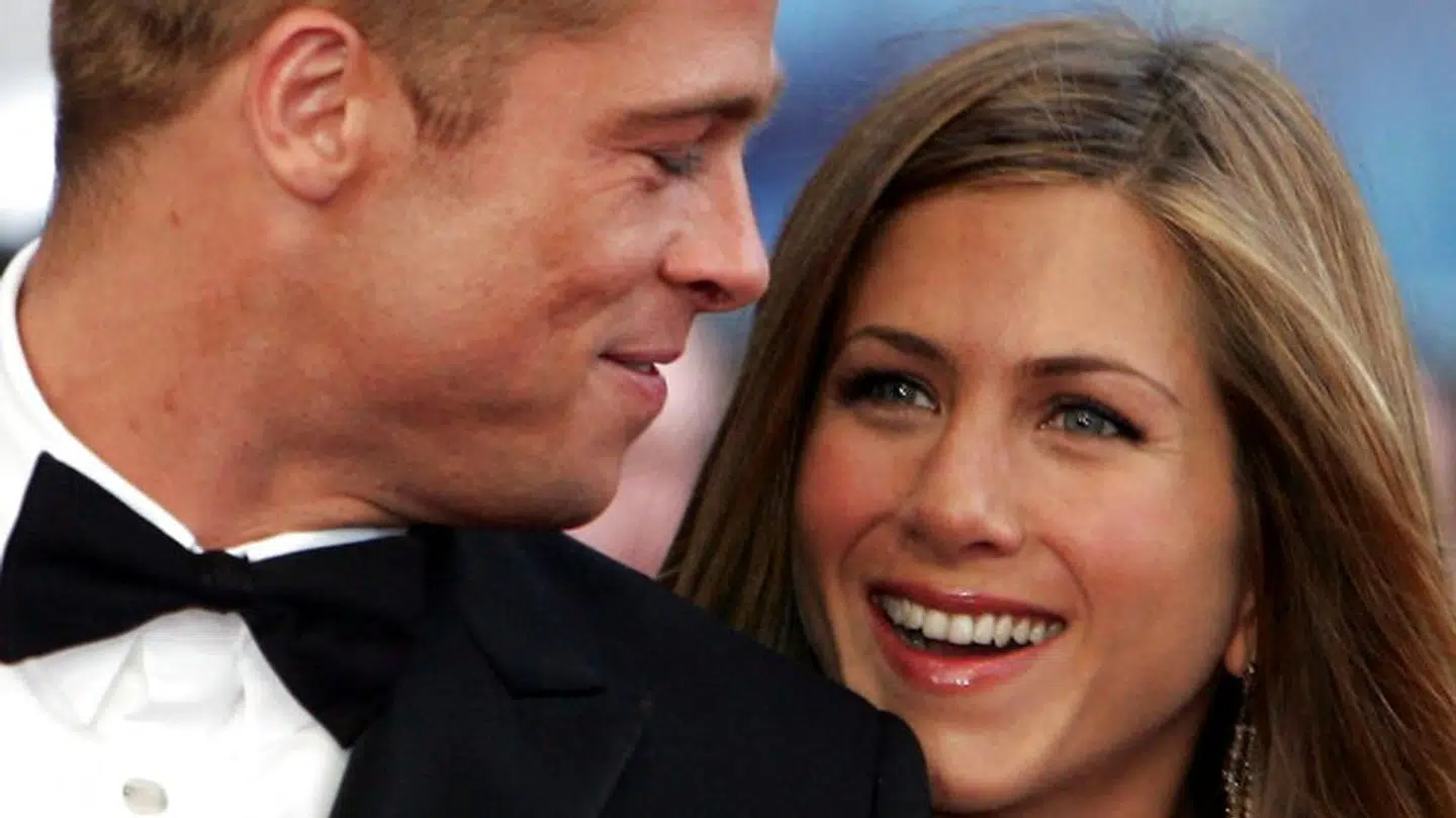Her ses Brad Pitt og Jennifer Aniston, da de stadig var gift. Billedet er taget ved filmfestivallen i Cannes i 2004. REUTERS/Vincent Kessler