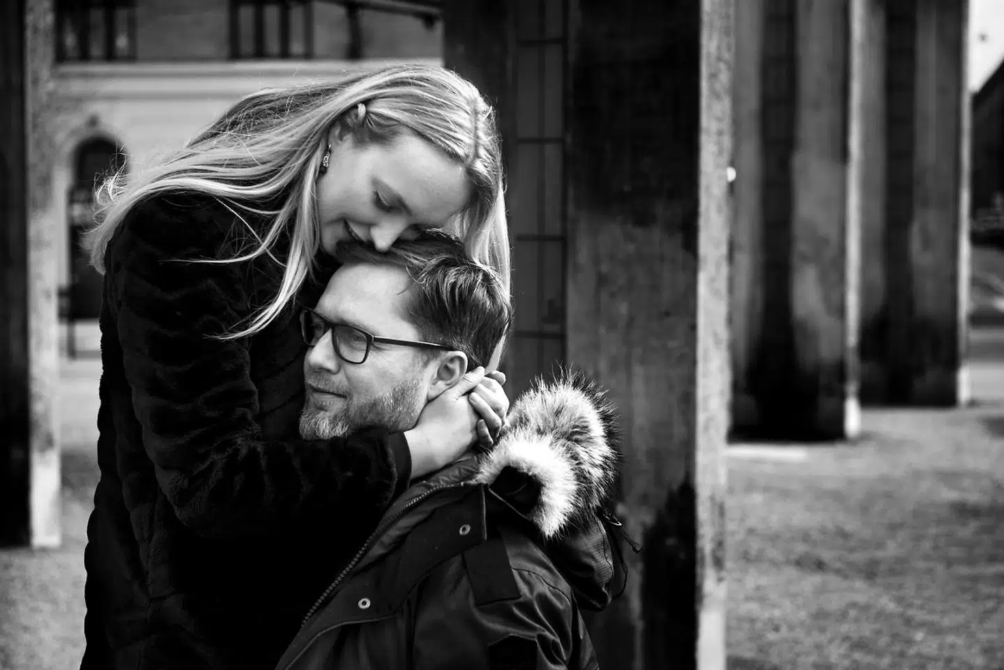 Parret skal giftes i slutningen af august.