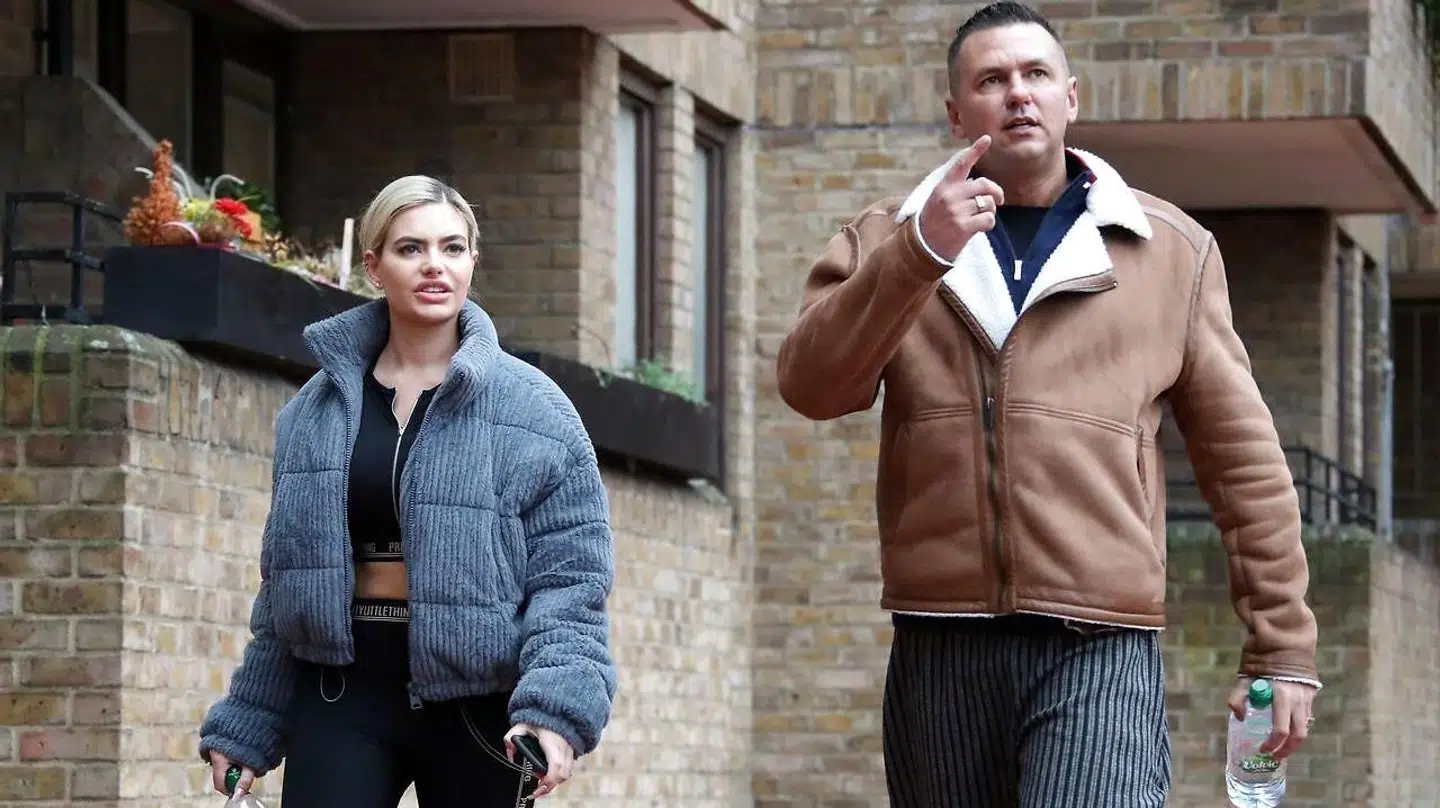 Britiske Matt Fiddes er blevet de kendtes personlige træner, og ses her med med en af sine klienter, reality-stjernen Megan Barton.