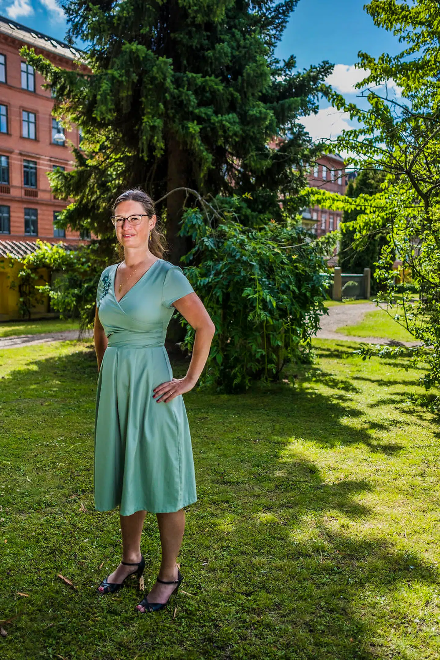 Københavns teknik- og miljøborgmester Ninna Hedeager Olsen ønskede ikke selv at anmelde den nu sigtede ven for blufærdighedskrænkelse, efter at han havde vækket hende ved at beføle hende.