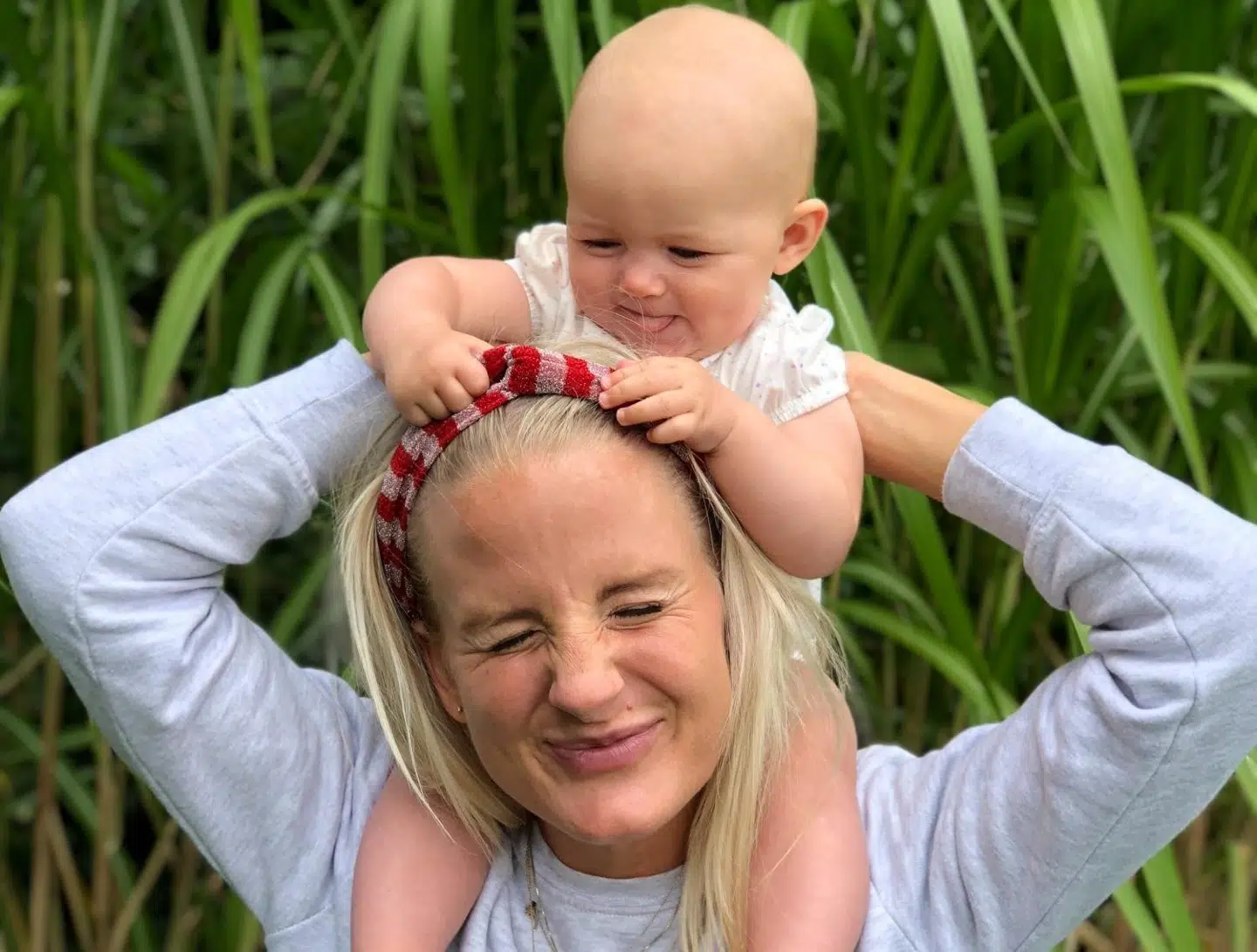 Lige siden den dag Julie-Elsebeth gik på barsel, har hun blogget om morlivet med baby-Homie.